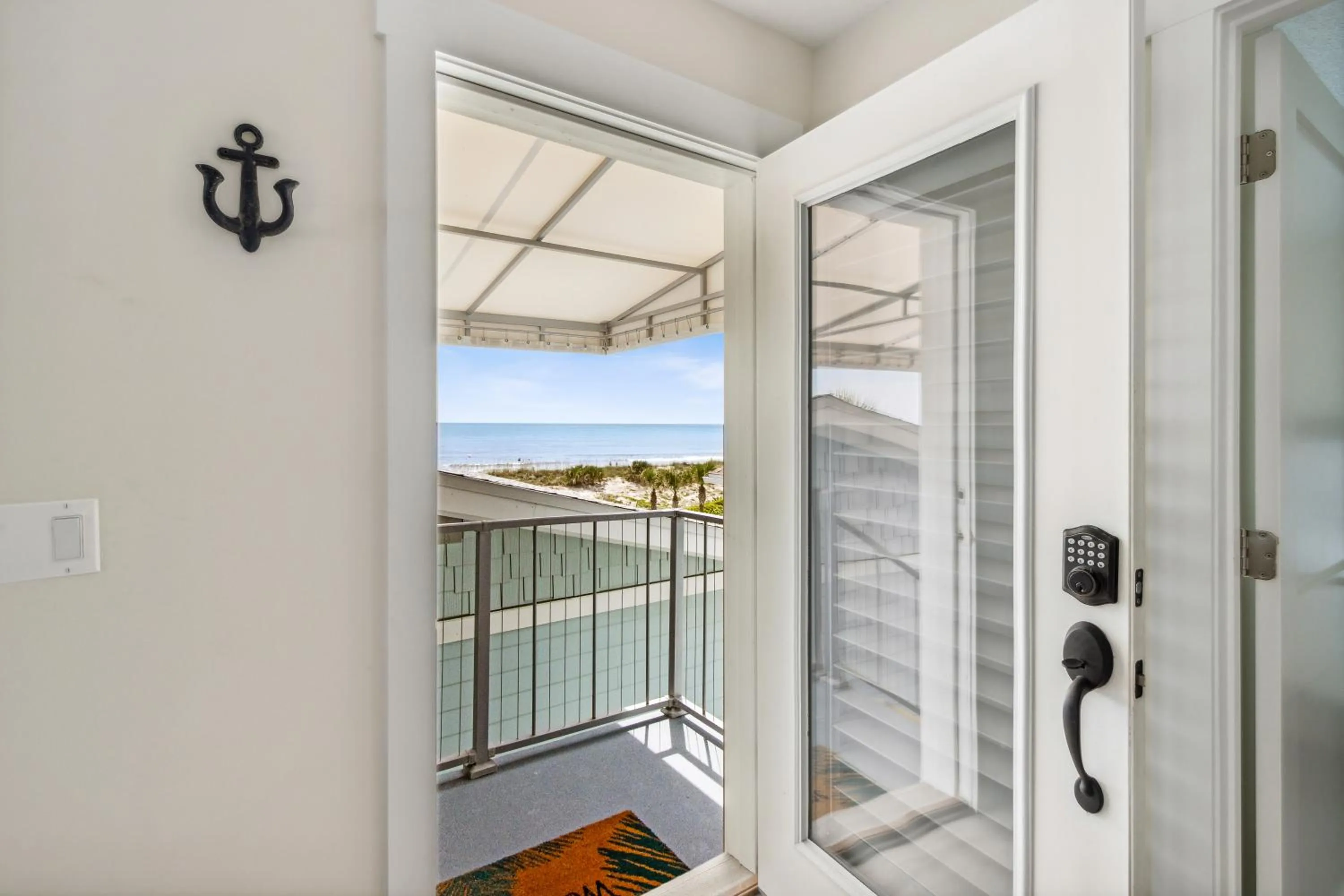 Balcony/Terrace in Seahorse Oceanfront Inn