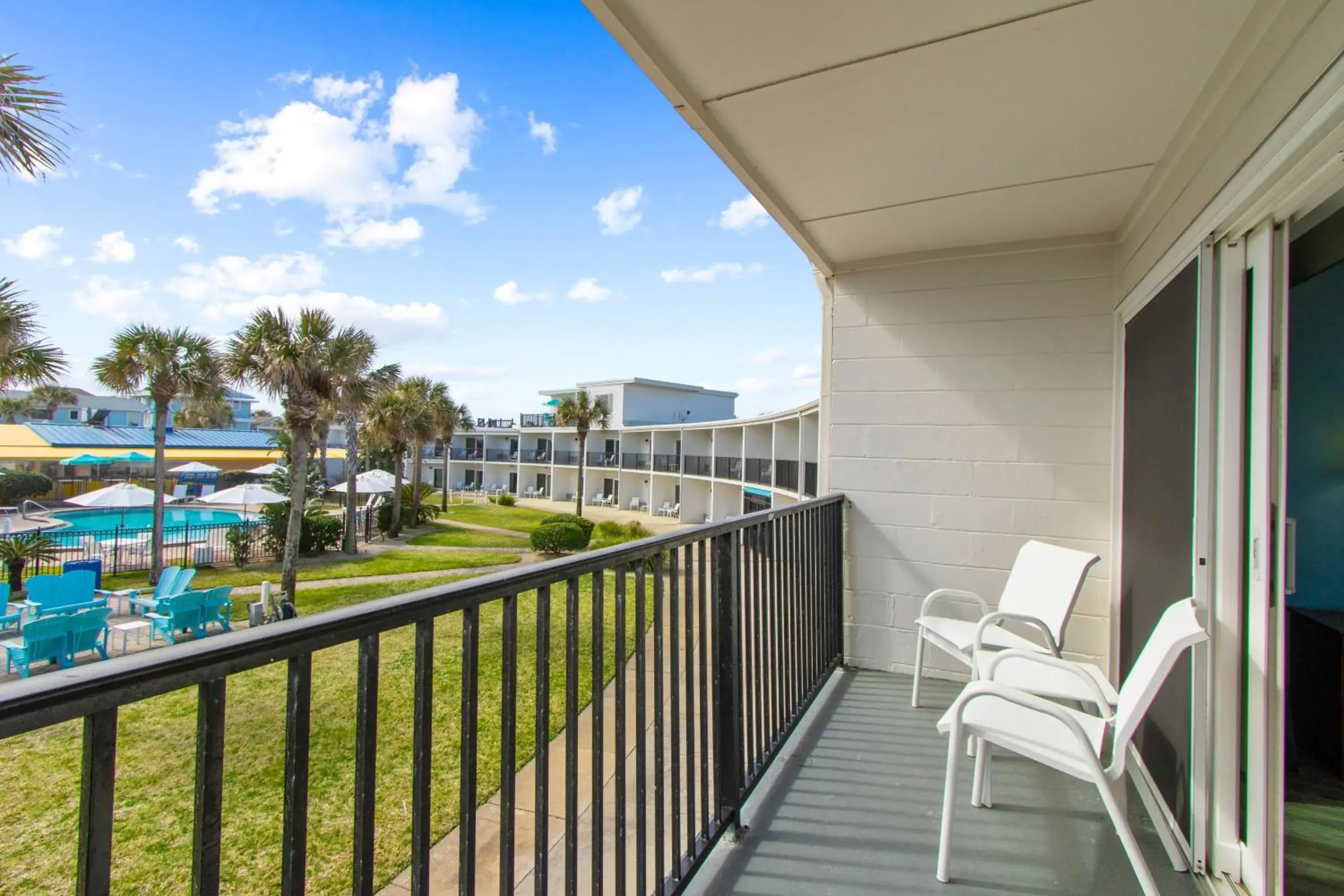 Property building in Seahorse Oceanfront Inn Property building in Seahorse Oceanfront Inn