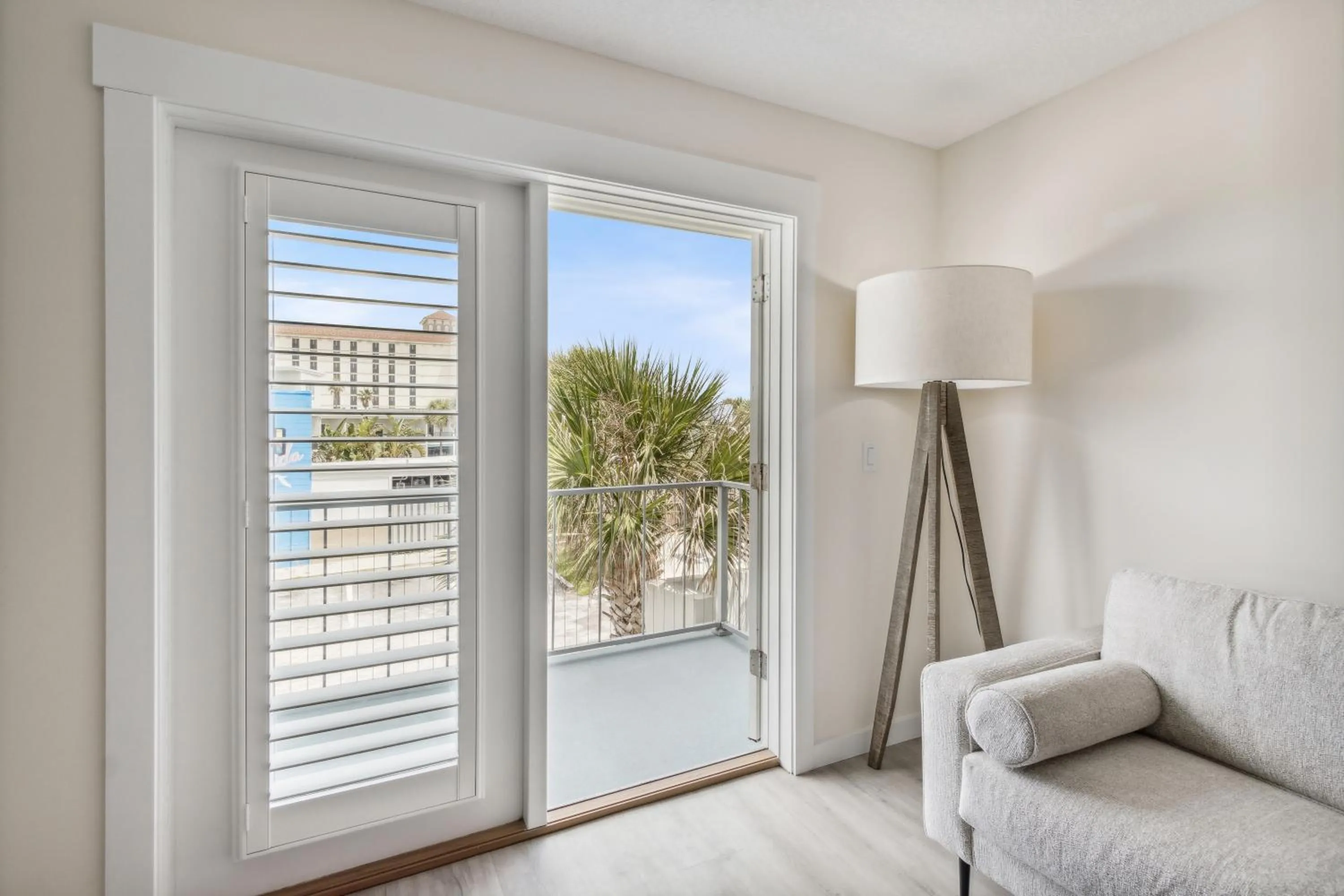 Balcony/Terrace in Seahorse Oceanfront Inn