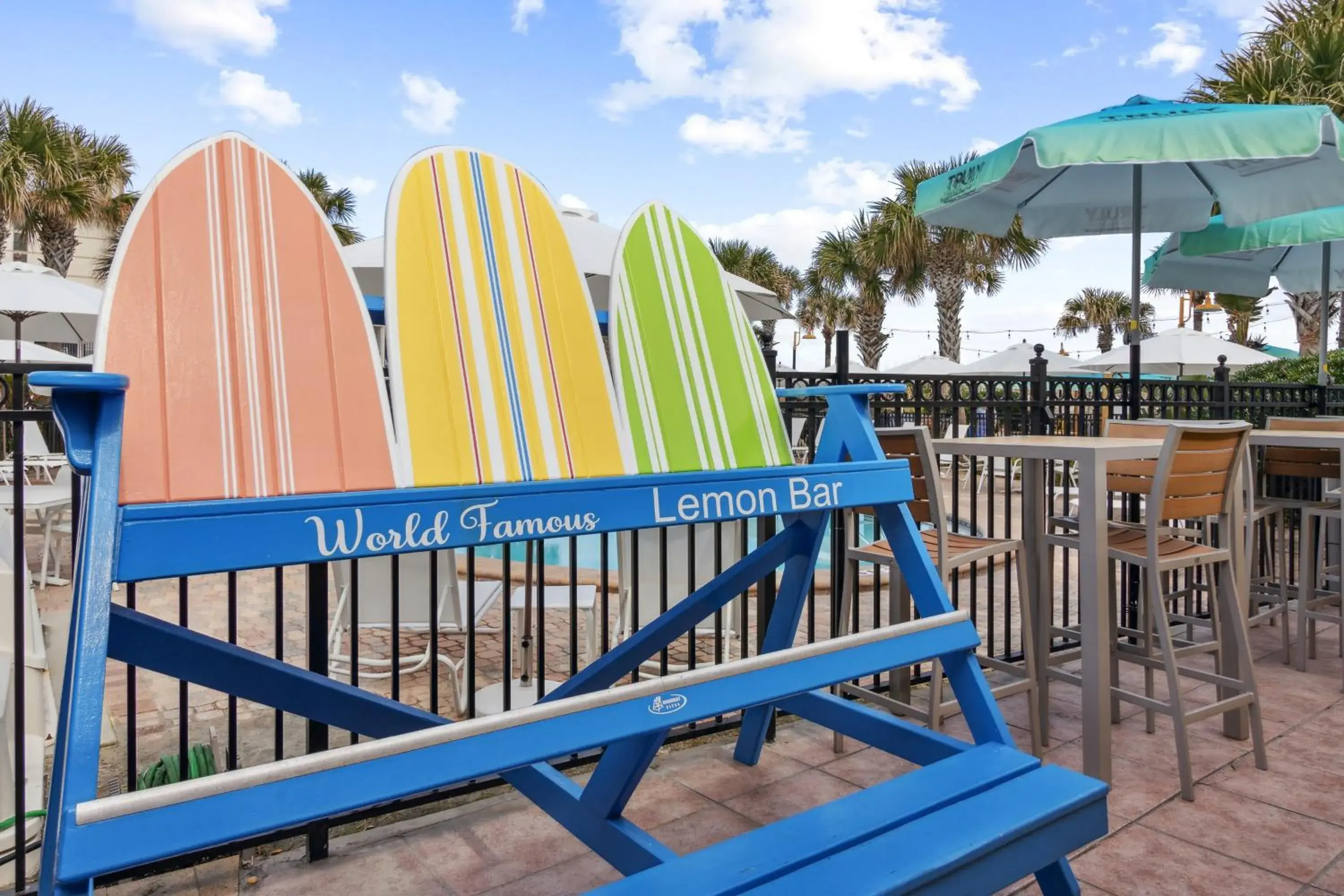 Lounge or bar in Seahorse Oceanfront Inn Lounge or bar in Seahorse Oceanfront Inn