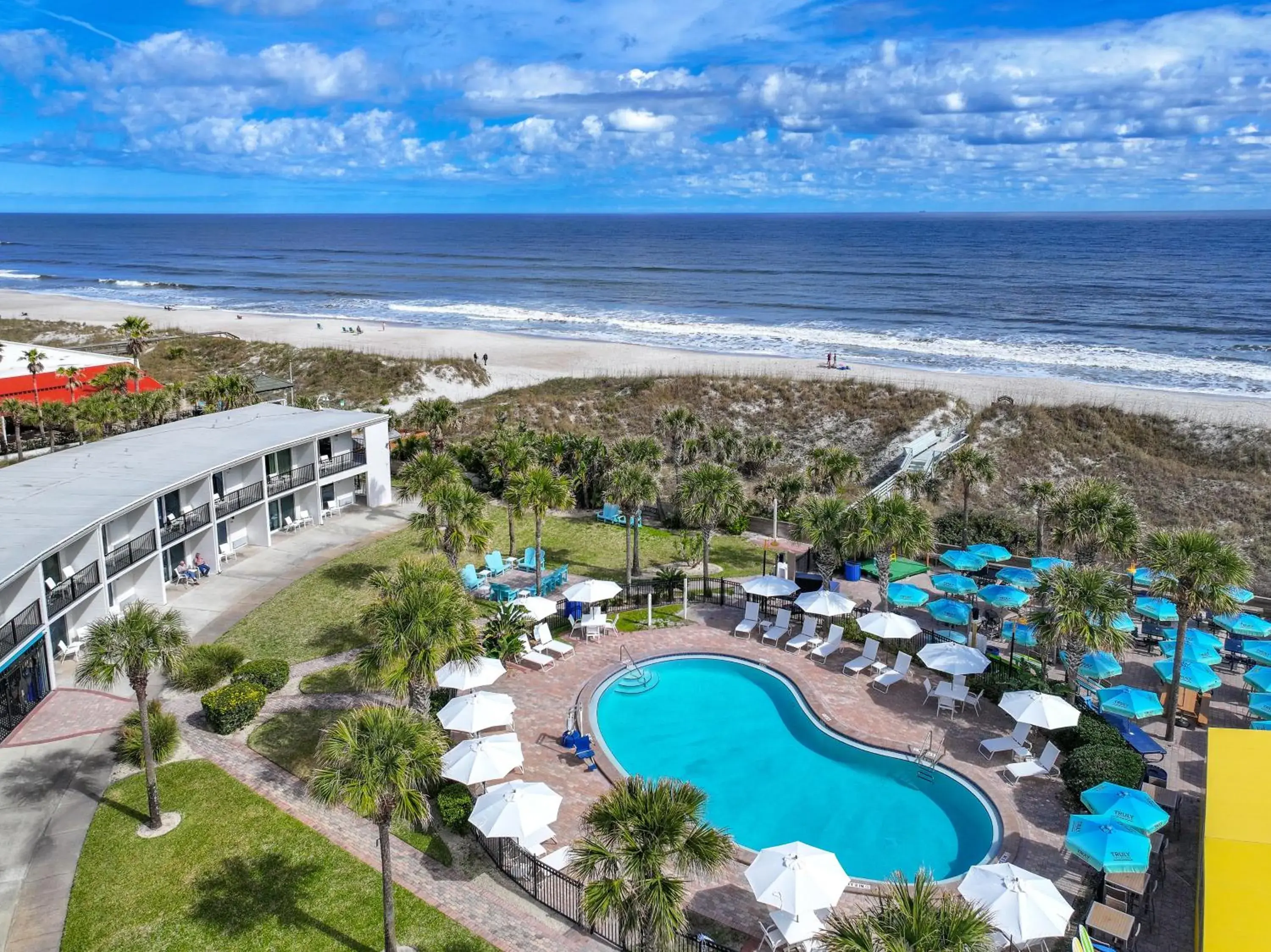 Property building in Seahorse Oceanfront Inn Property building in Seahorse Oceanfront Inn
