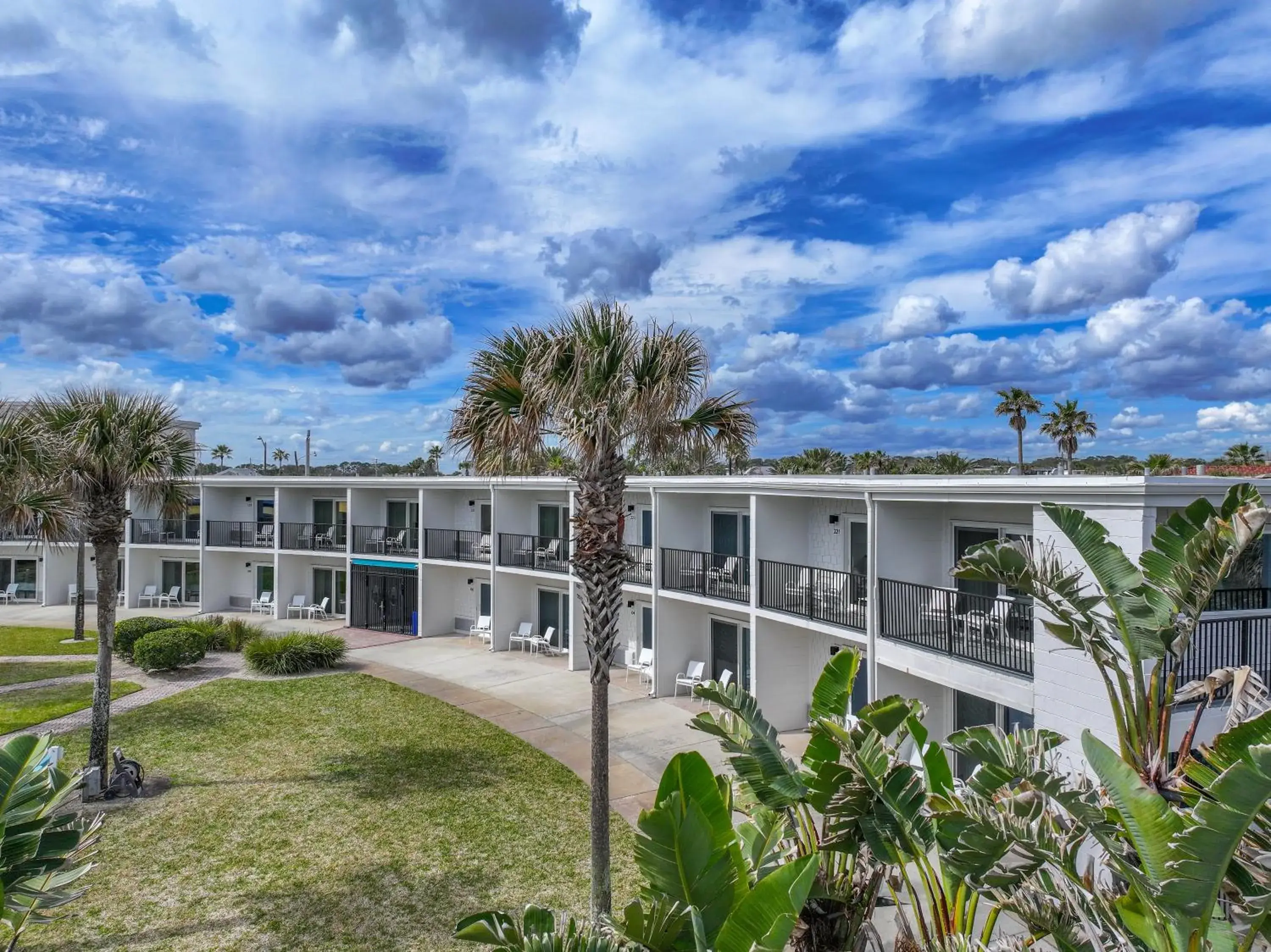 Property building in Seahorse Oceanfront Inn Property building in Seahorse Oceanfront Inn