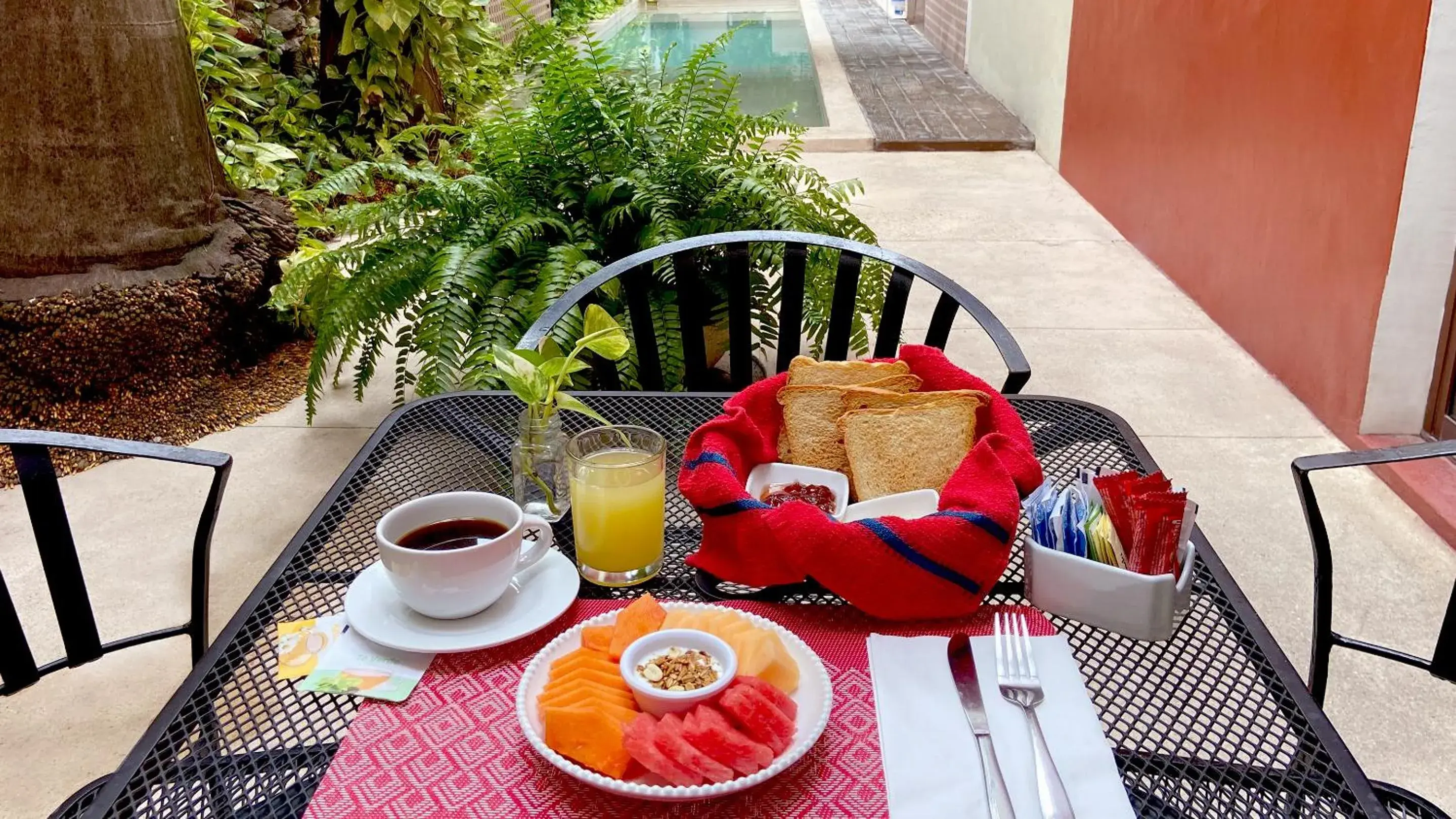 Breakfast in Casa Italia Luxury Guest House - Adults Only Breakfast in Casa Italia Luxury Guest House - Adults Only