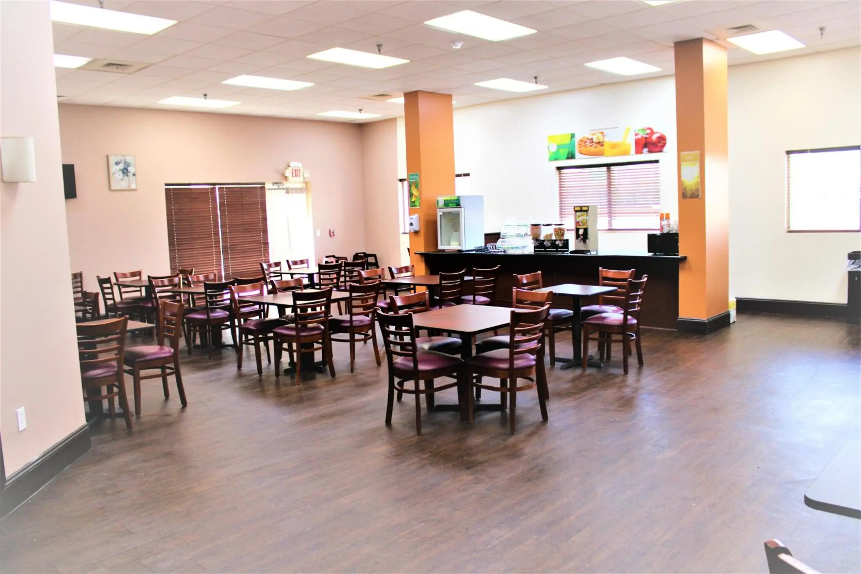 Breakfast, Restaurant/Places to Eat in Trident Inn & Suites New Orleans