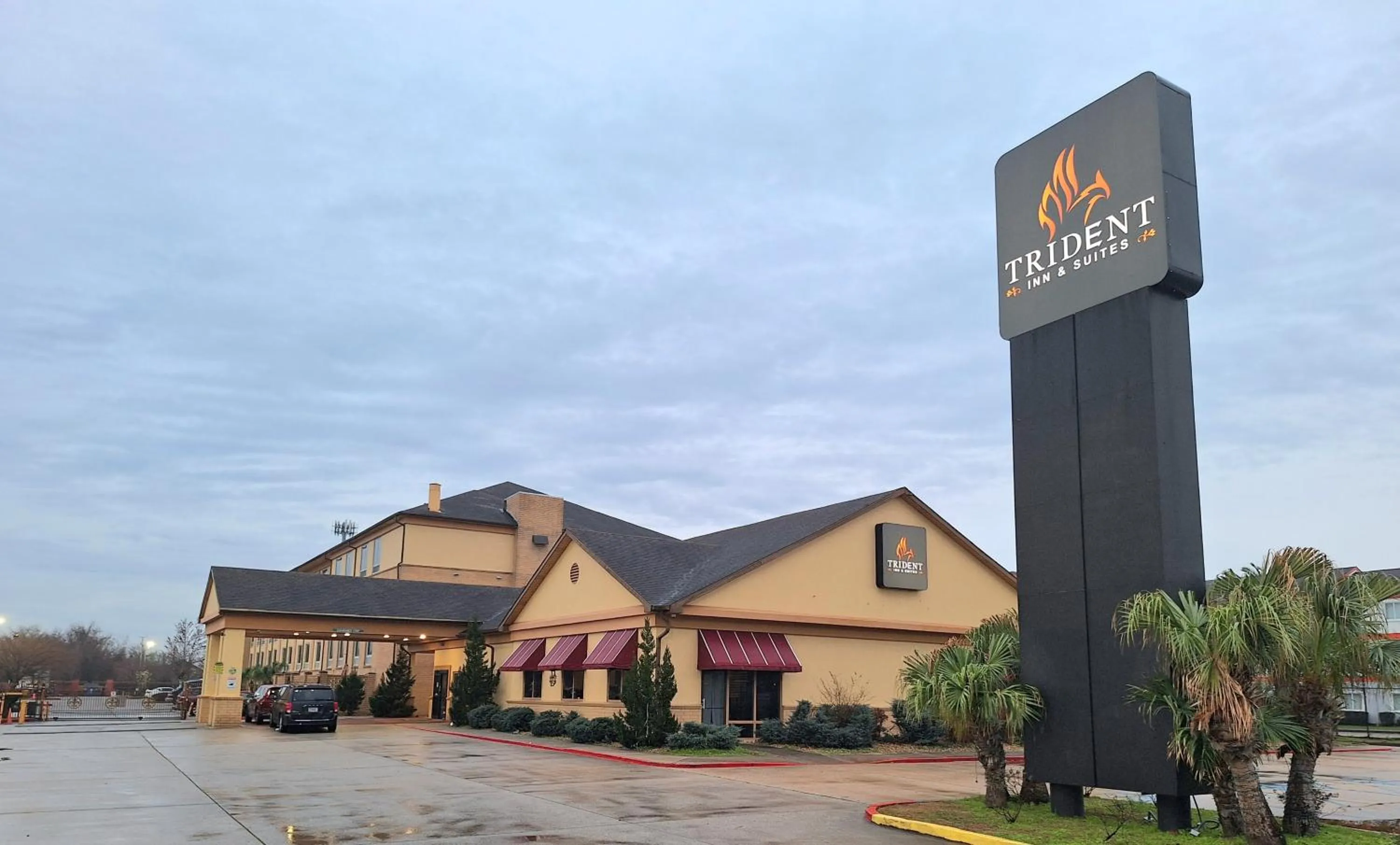 Property building in Trident Inn & Suites New Orleans