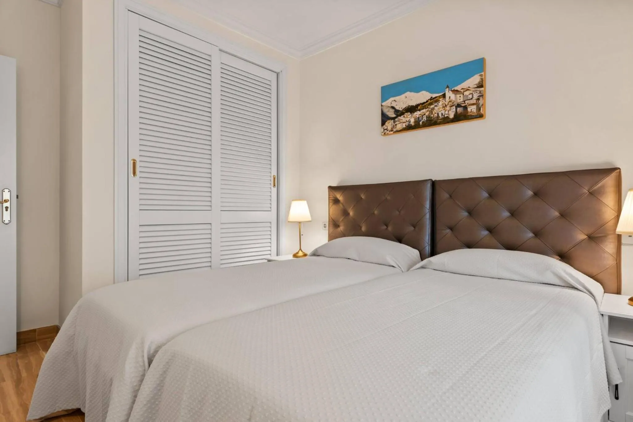 Bed in Awesome 3 Br Apart. w/ 4 Terraces, Pool & Parking
