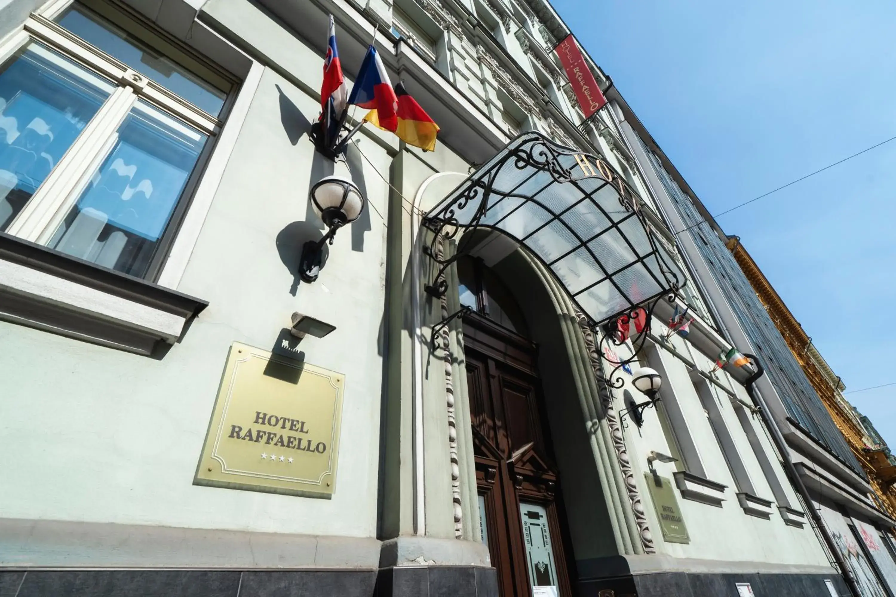Property building in Hotel Raffaello Prague Property building in Hotel Raffaello Prague