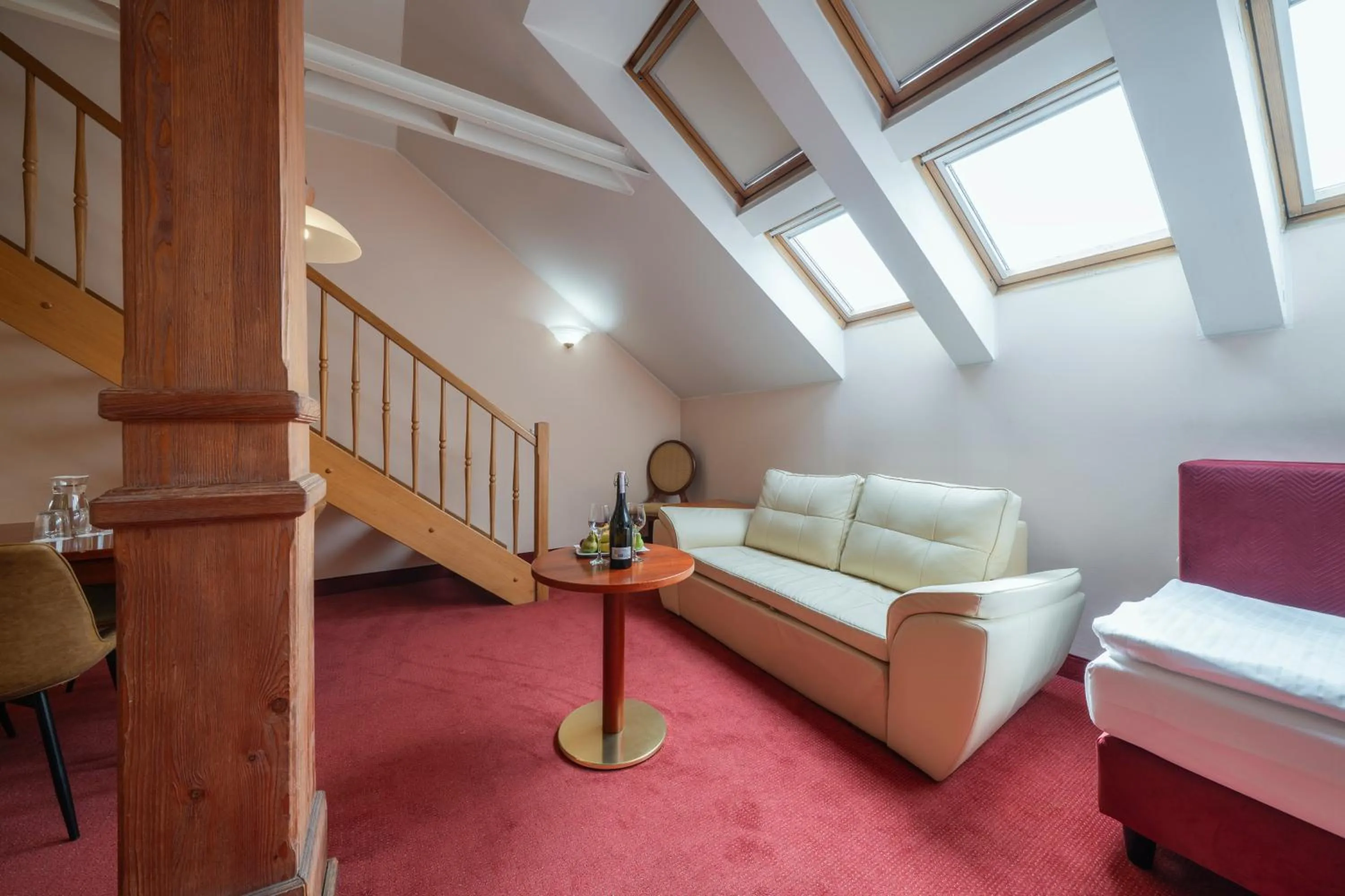 Living room in Hotel Raffaello Prague