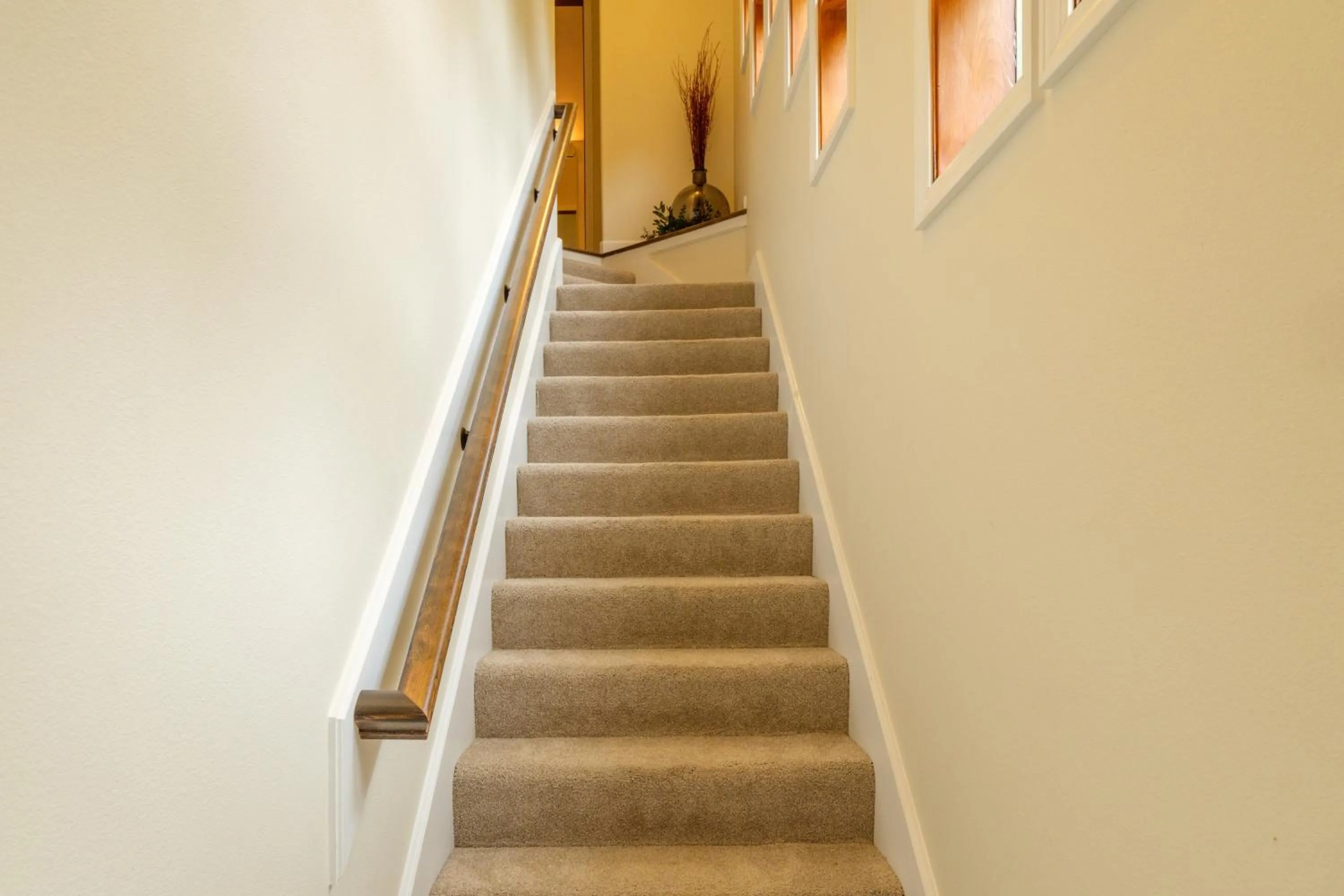 Guests in Arch Cape Inn and Retreat