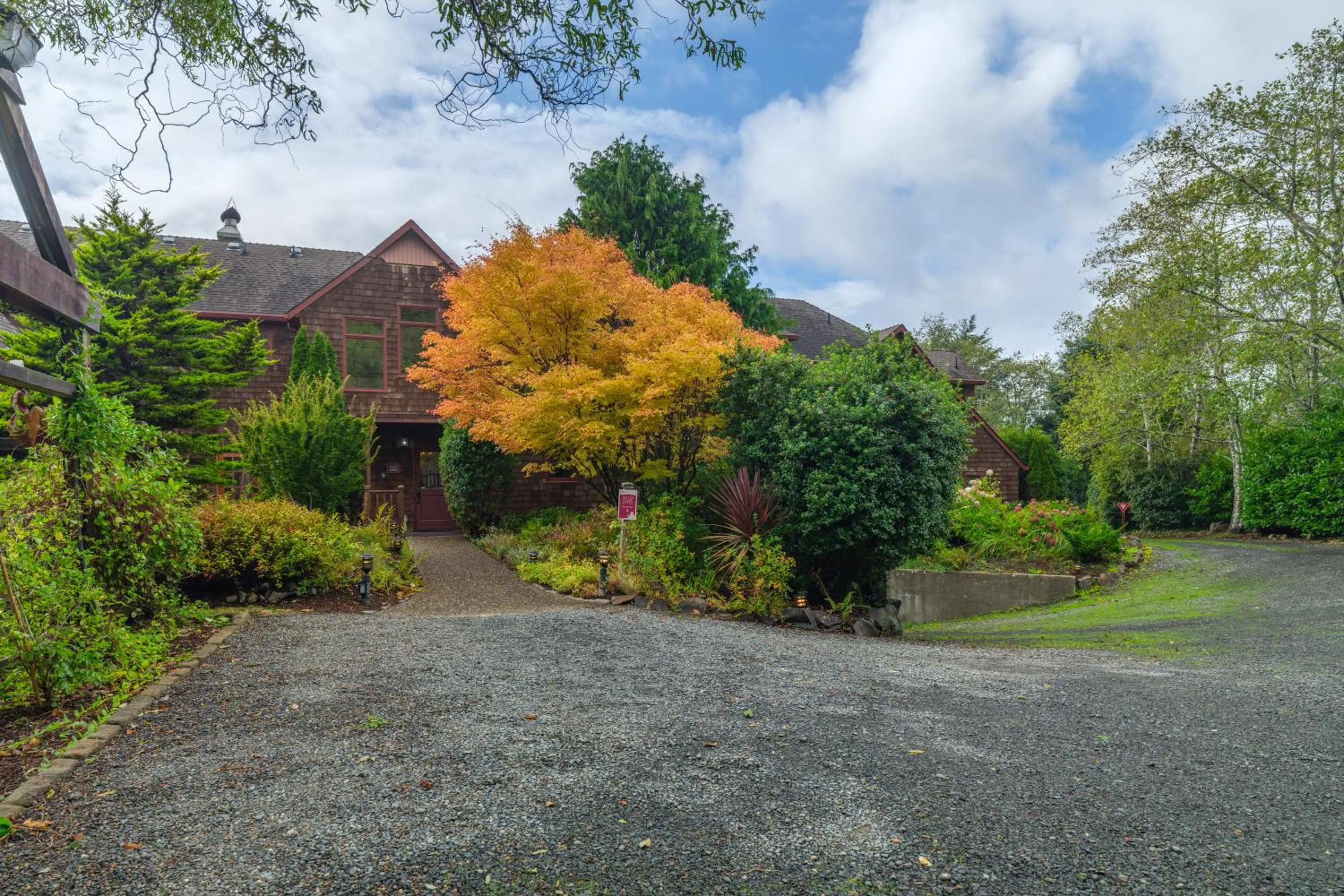 Property building in Arch Cape Inn and Retreat