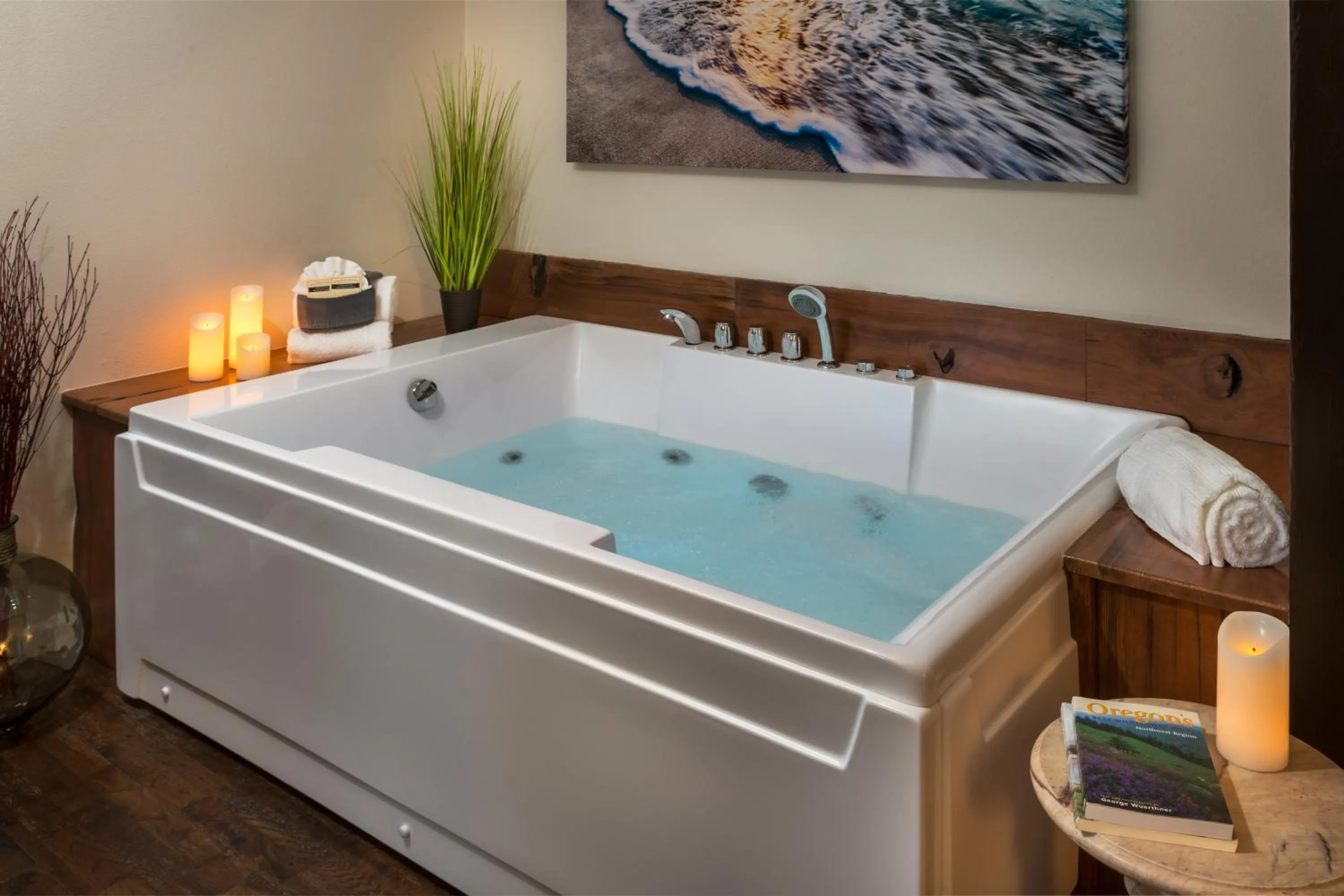 Bath in Arch Cape Inn and Retreat