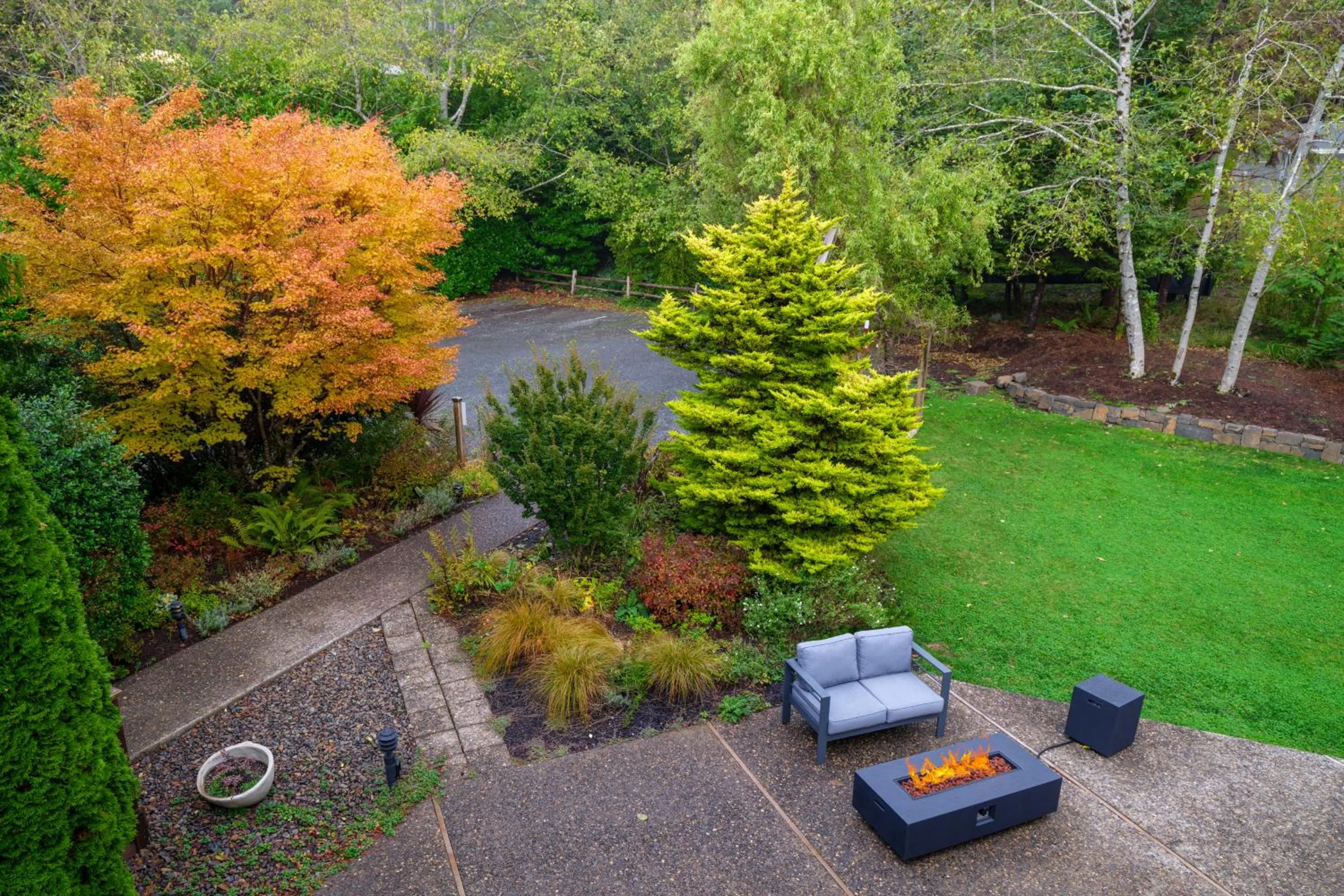 Patio in Arch Cape Inn and Retreat