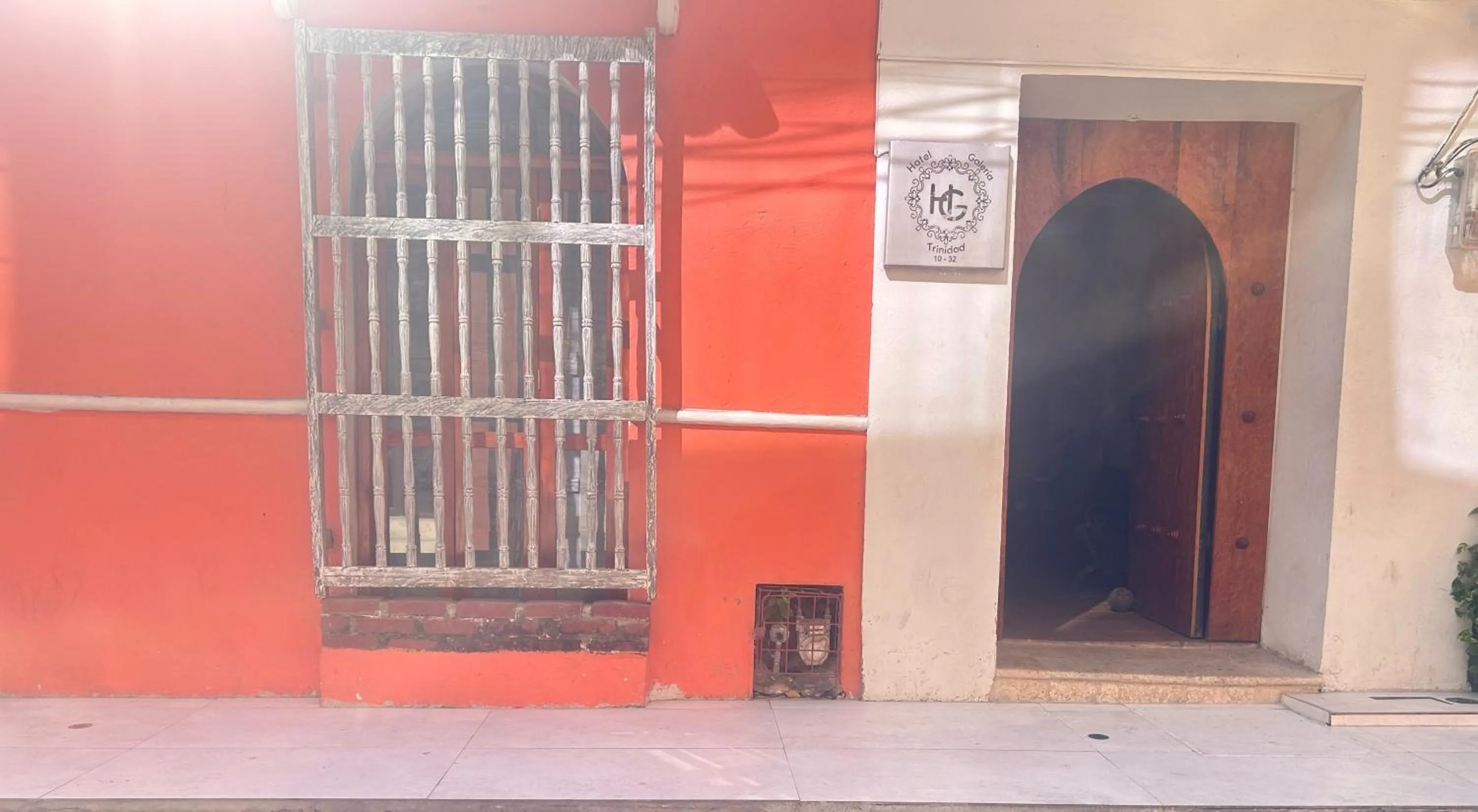 Facade/entrance in Hotel Galeria la Trinidad