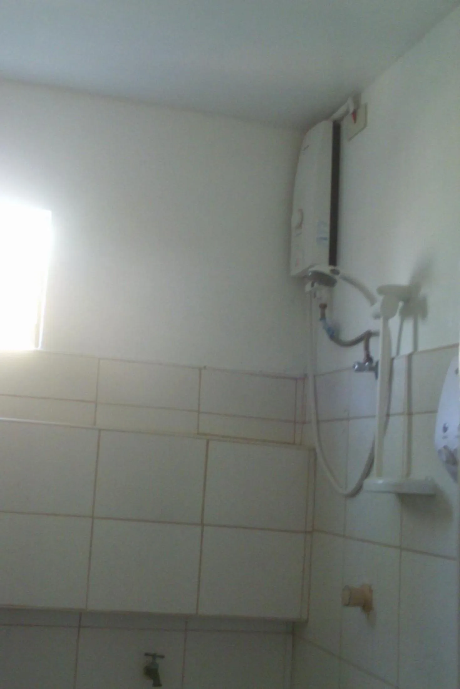 Bathroom in Malapascua Legend Water Sports and Resort