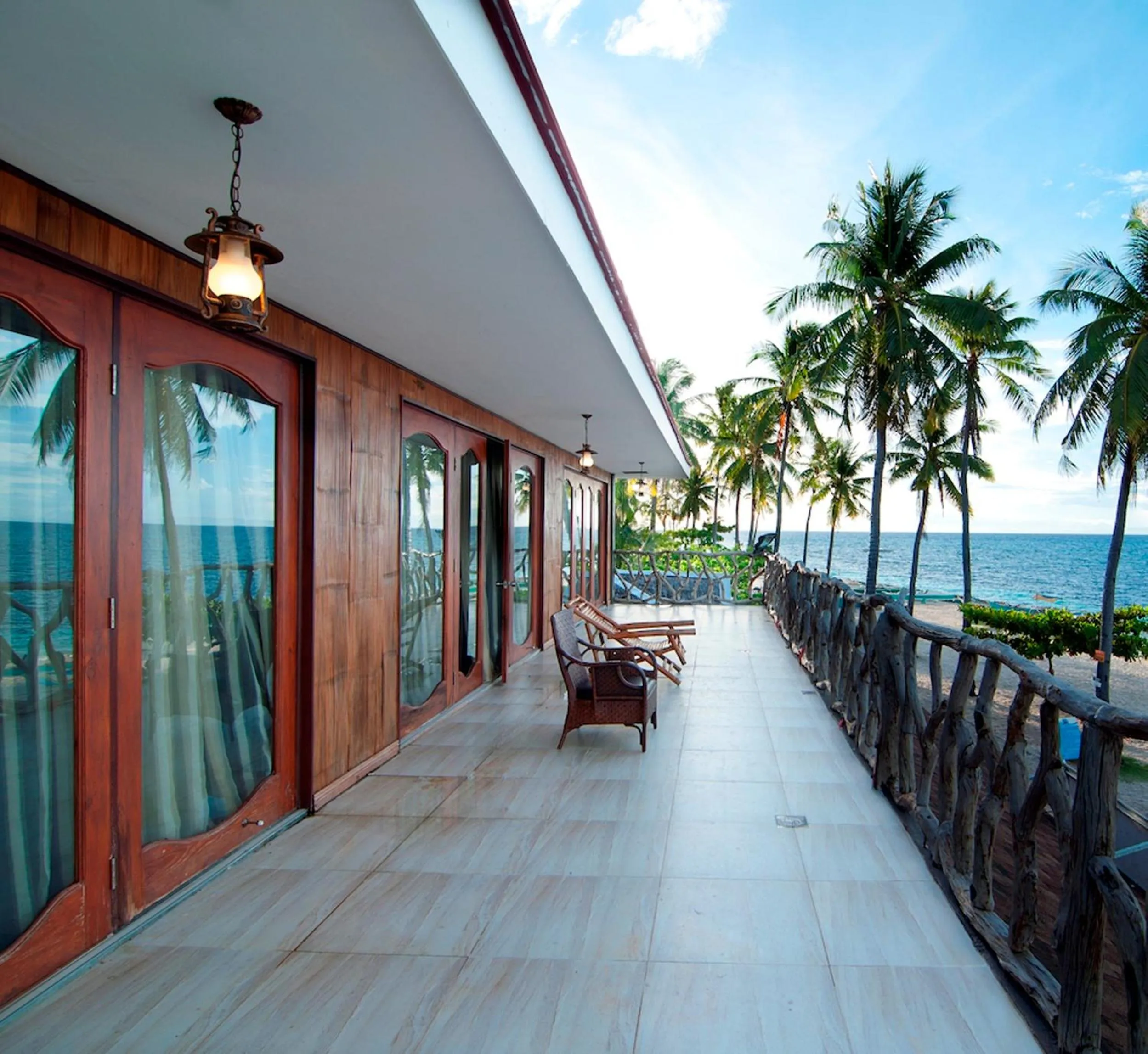 Balcony/Terrace in Malapascua Legend Water Sports and Resort