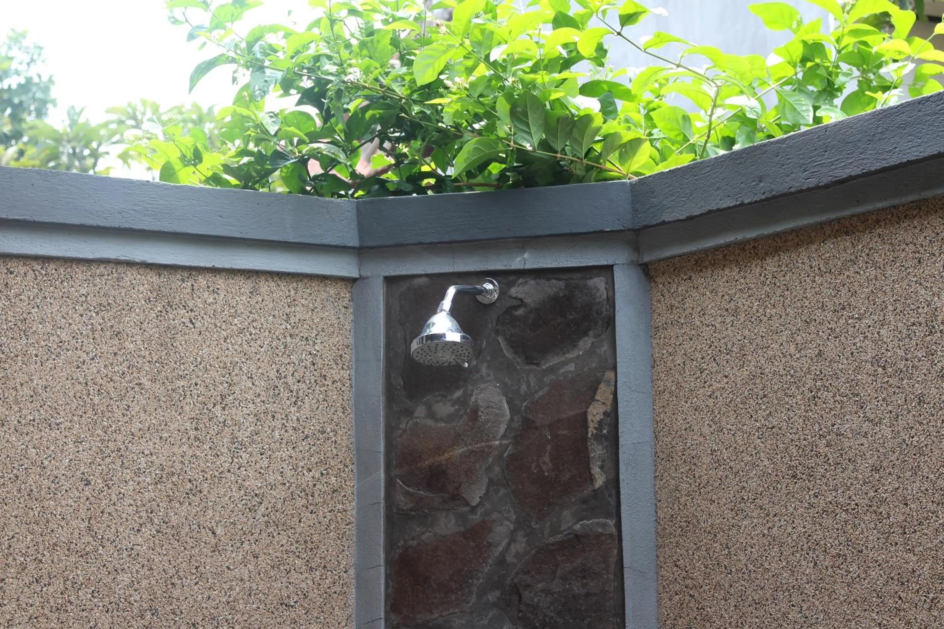 Decorative detail in Magus Homestay