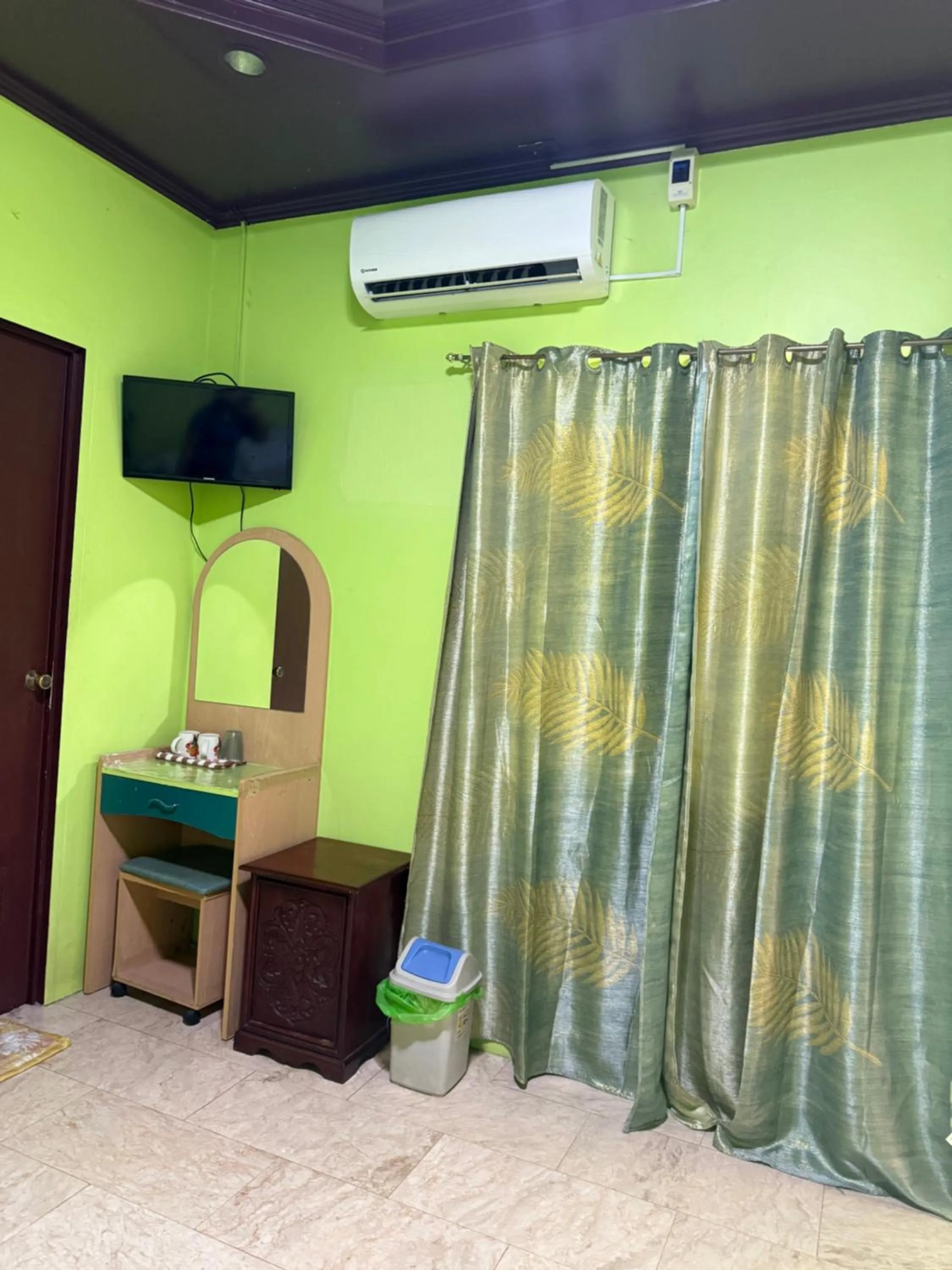 TV and multimedia in Sascha's Resort Oslob