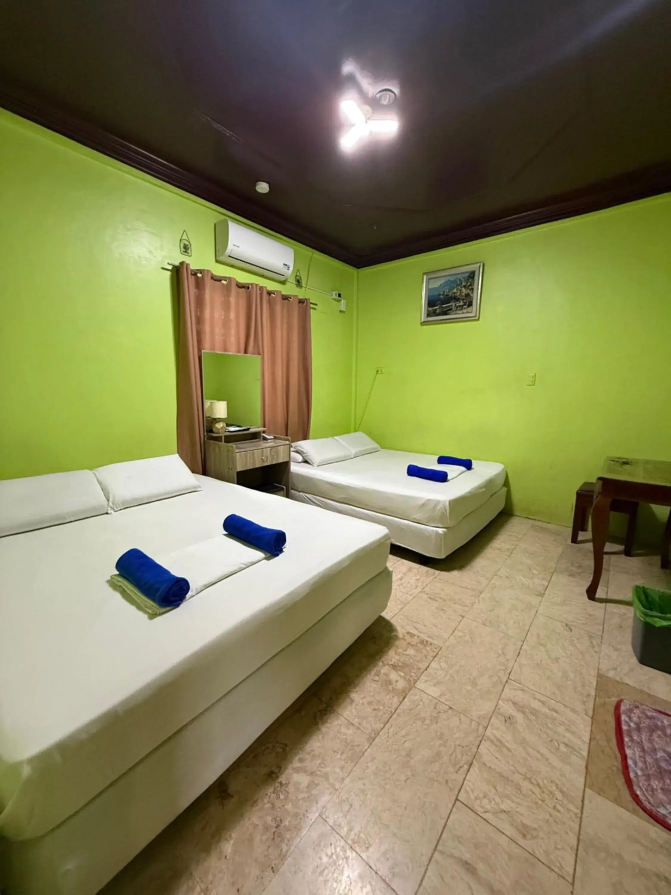 Bed in Sascha's Resort Oslob Bed in Sascha's Resort Oslob