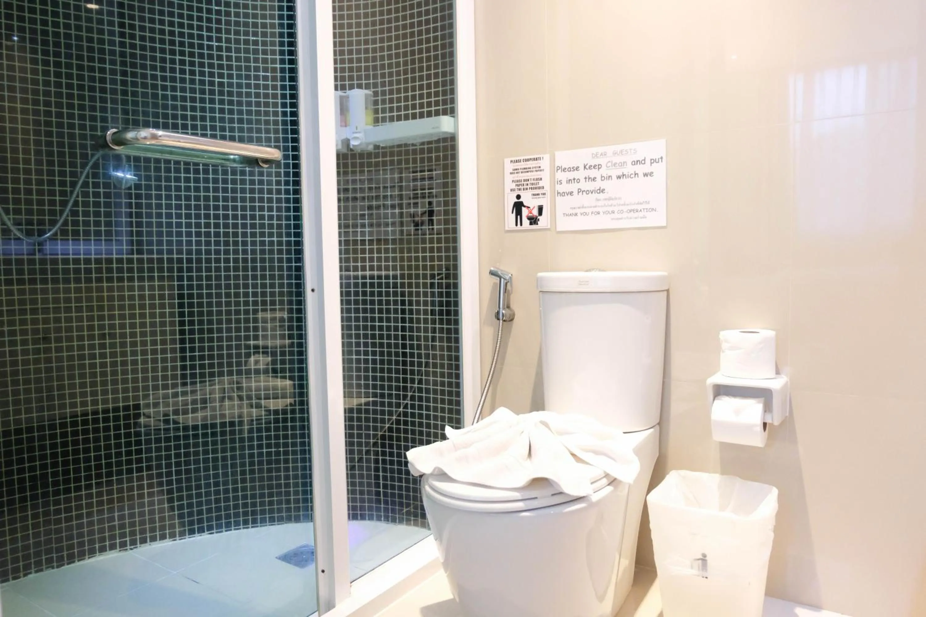 Bathroom in Baanpoon Apartment