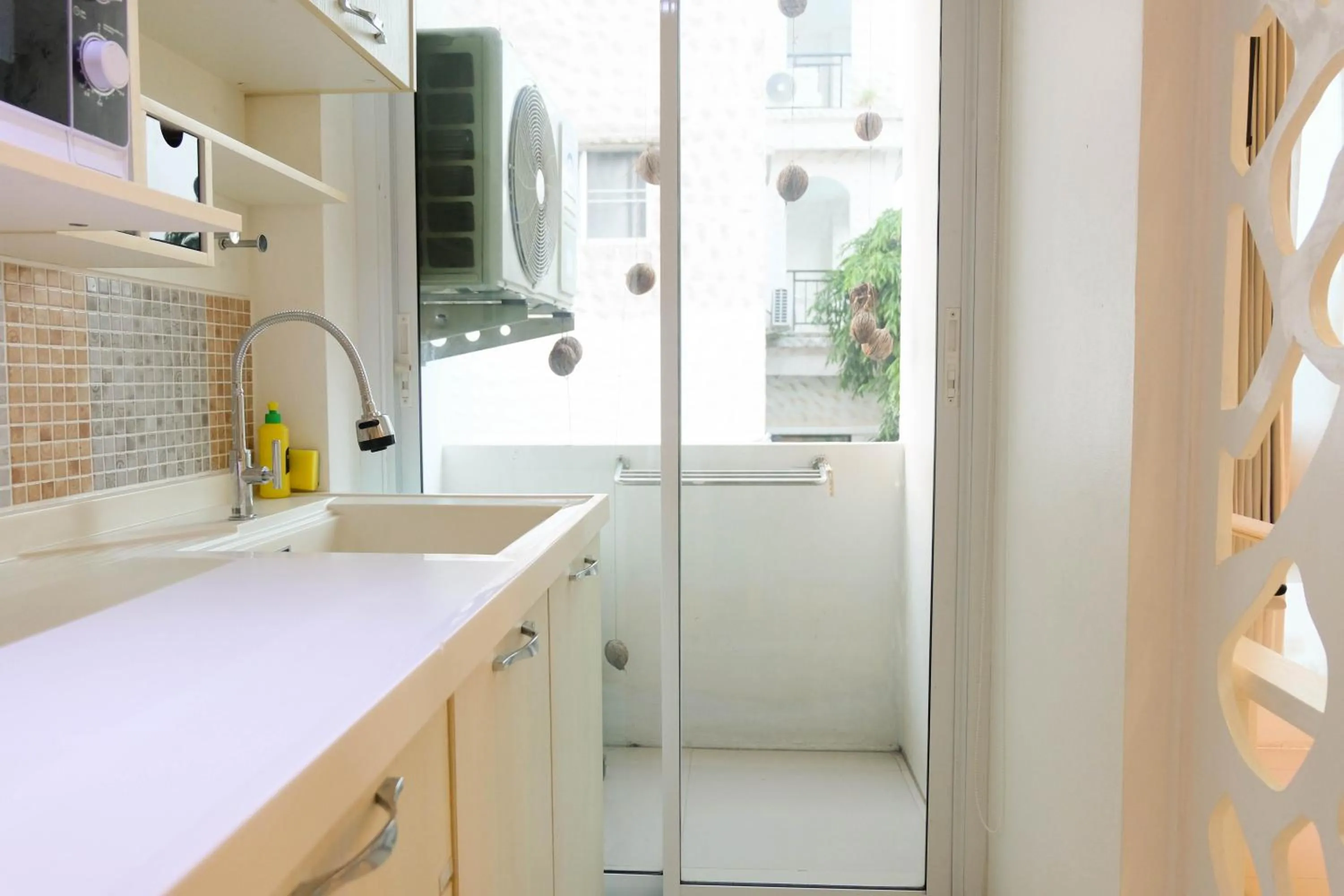 Balcony/Terrace in Baanpoon Apartment