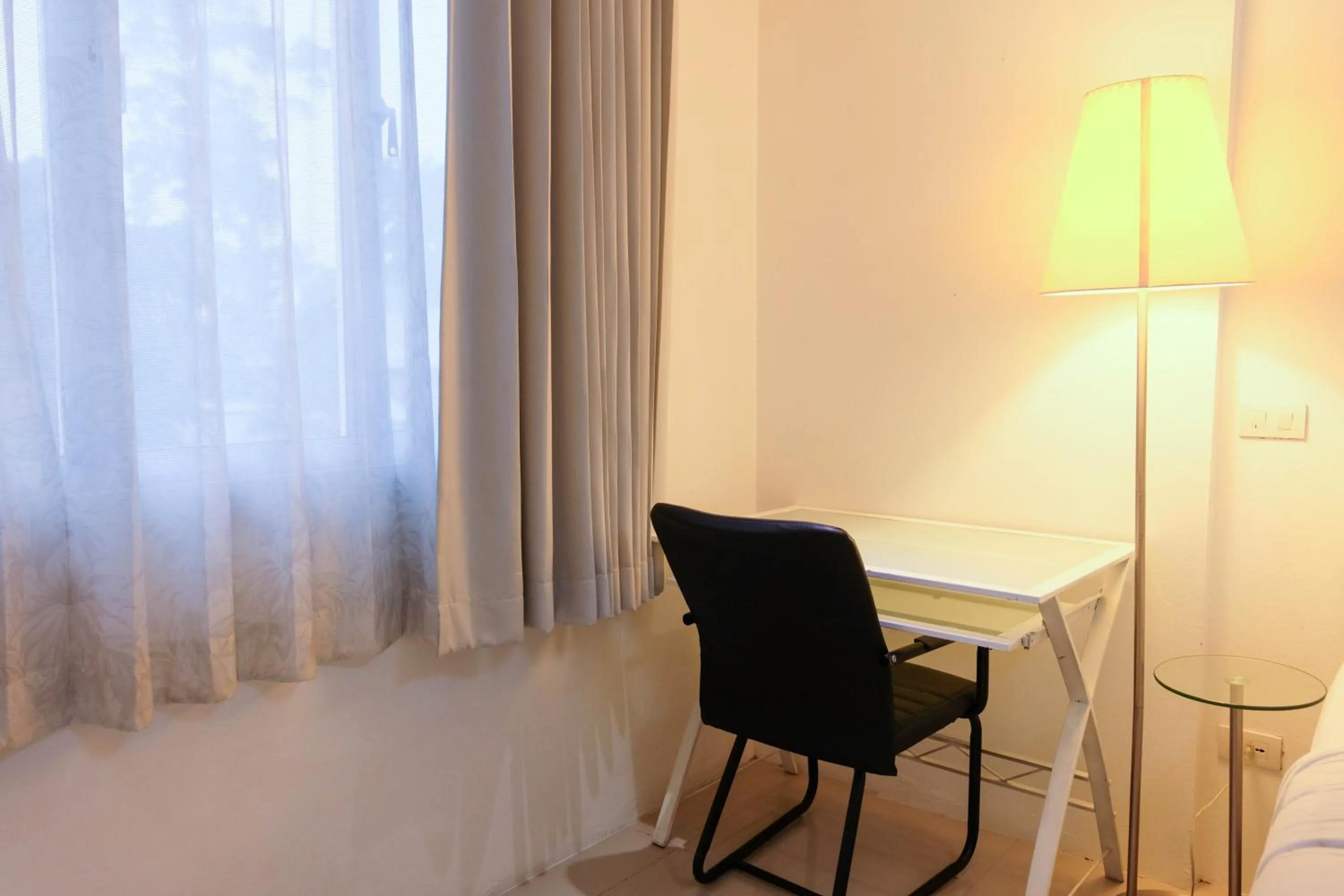 Seating area in Baanpoon Apartment