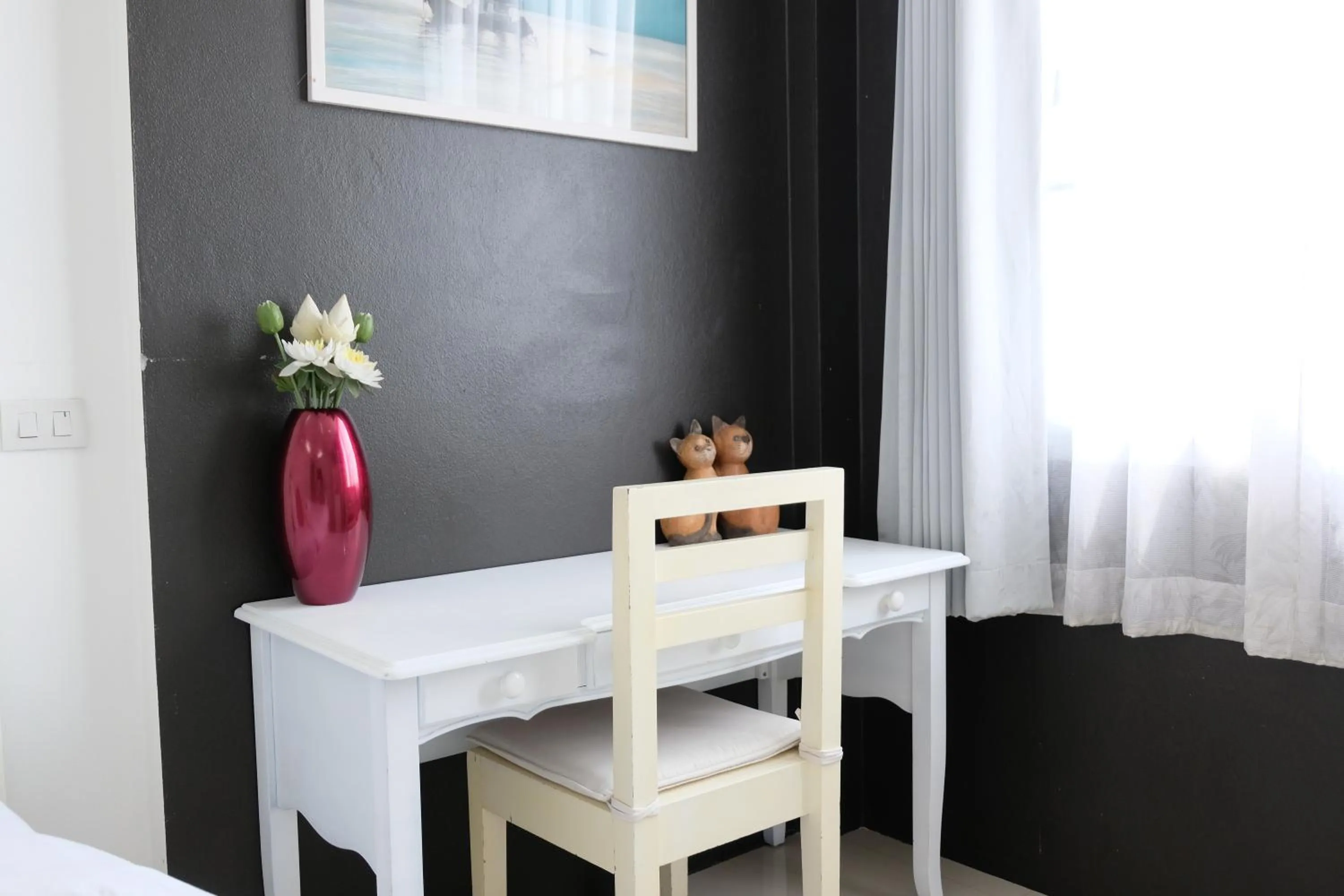 Seating area in Baanpoon Apartment