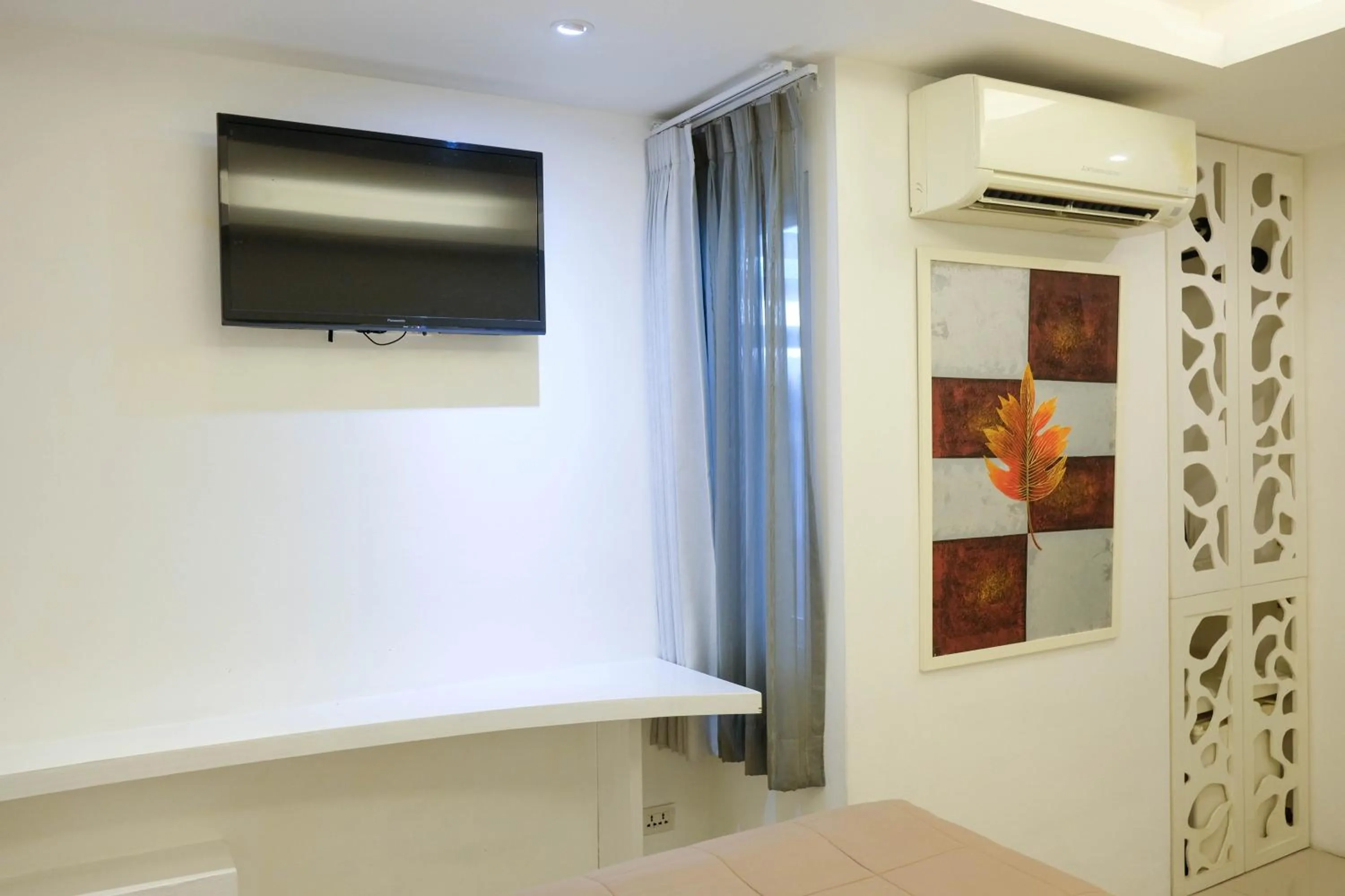 TV and multimedia in Baanpoon Apartment
