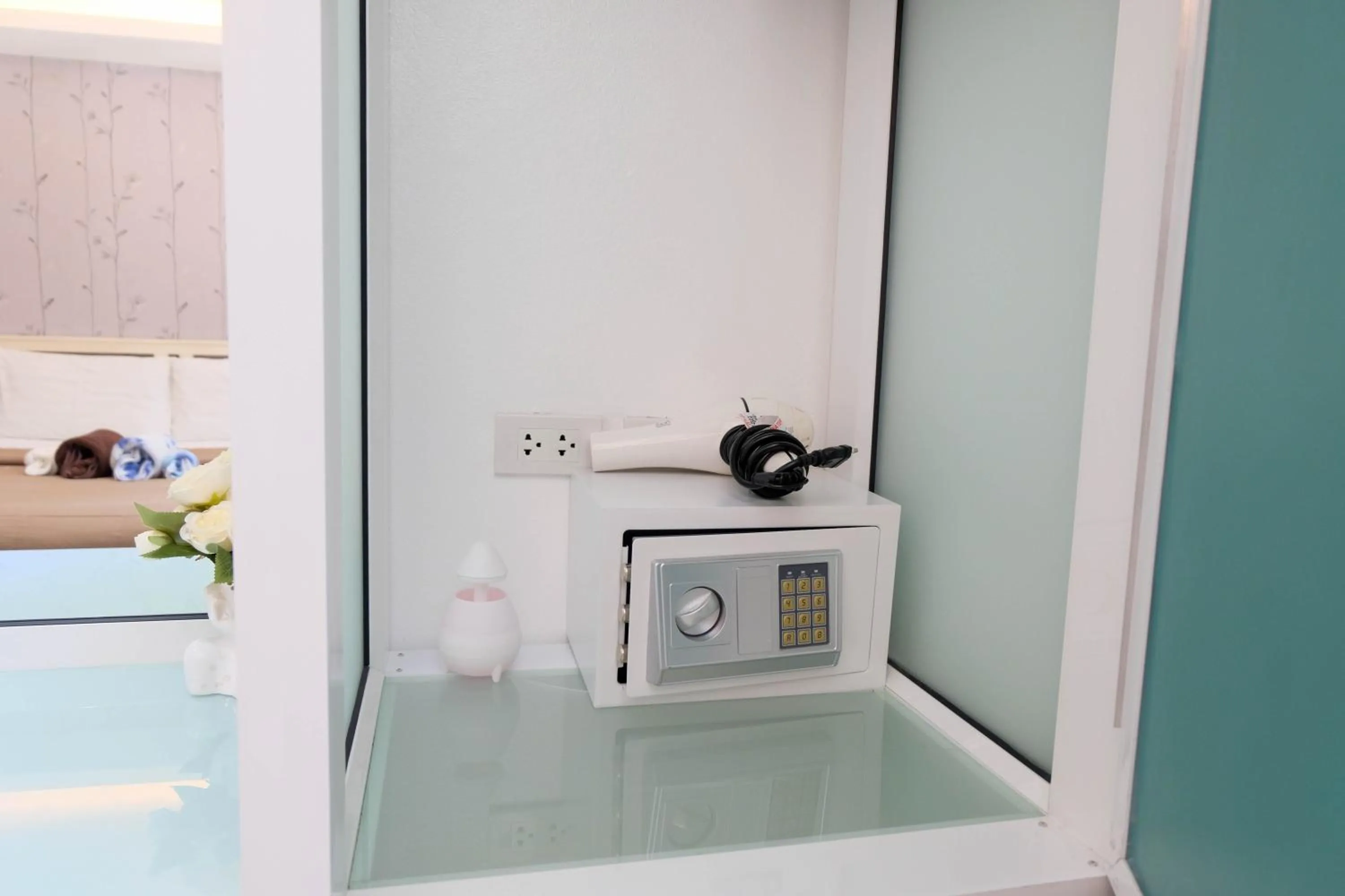 safe in Baanpoon Apartment