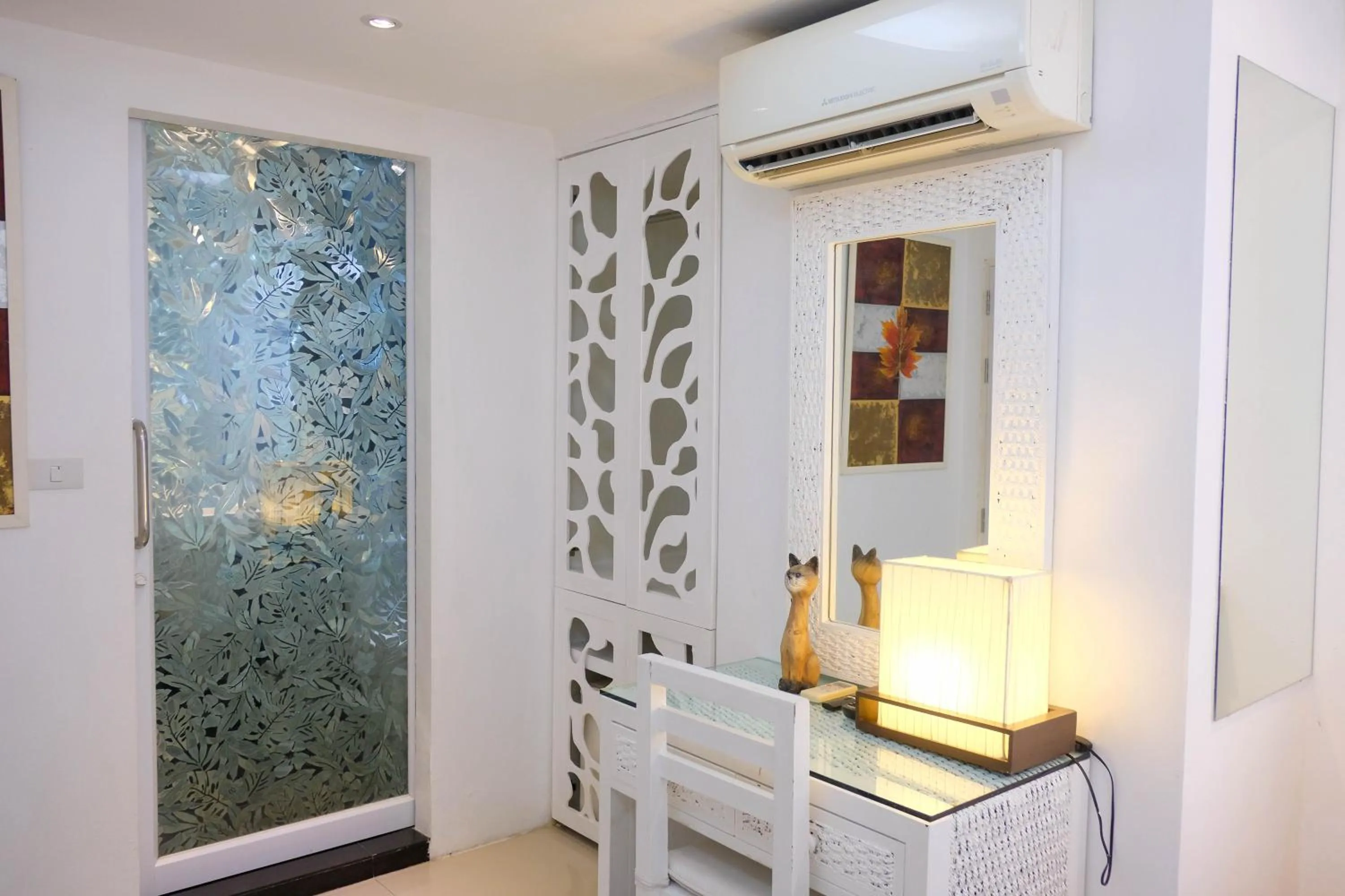 Seating area in Baanpoon Apartment