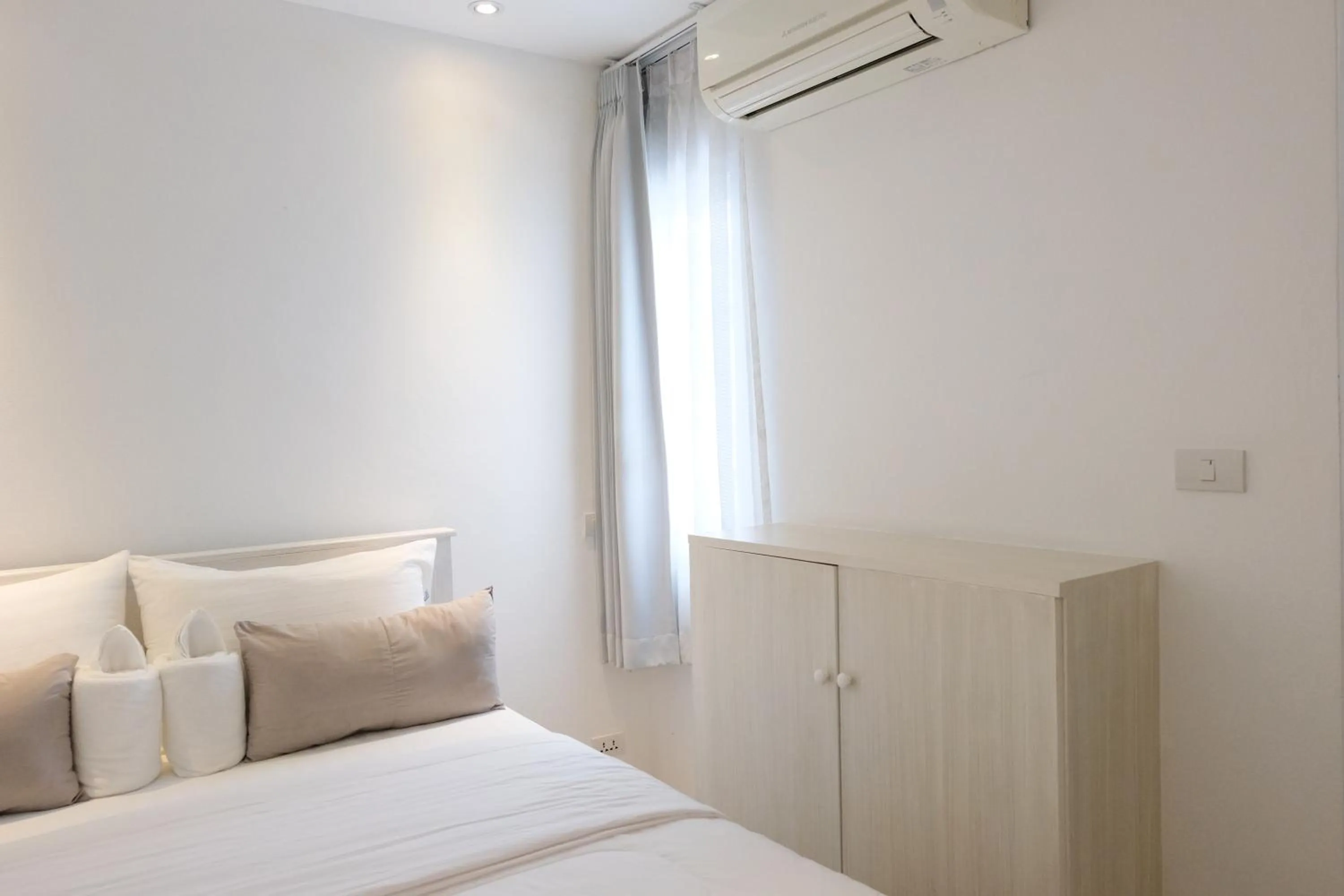 Bed in Baanpoon Apartment