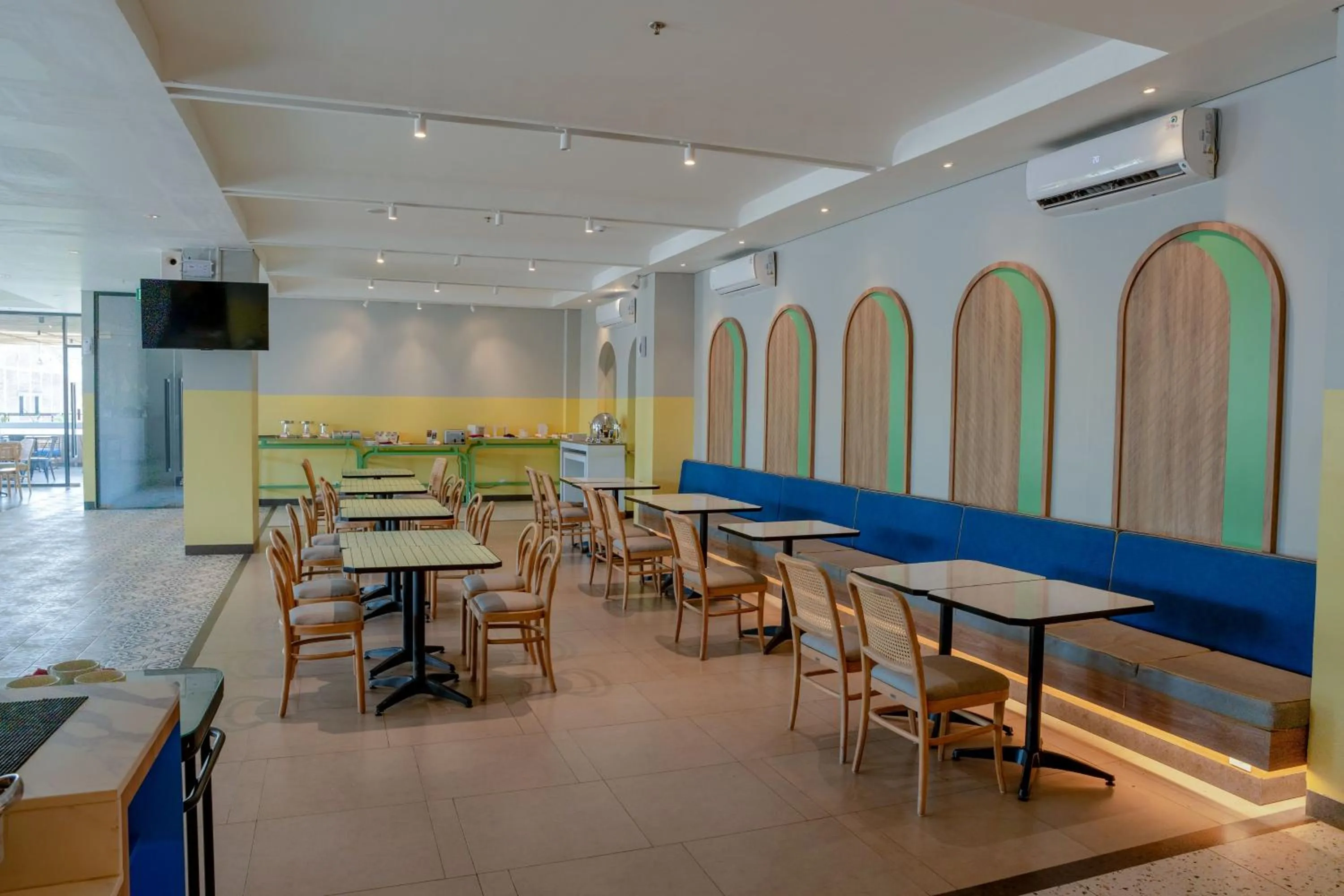 Restaurant/places to eat in Amaris Hotel Gorontalo