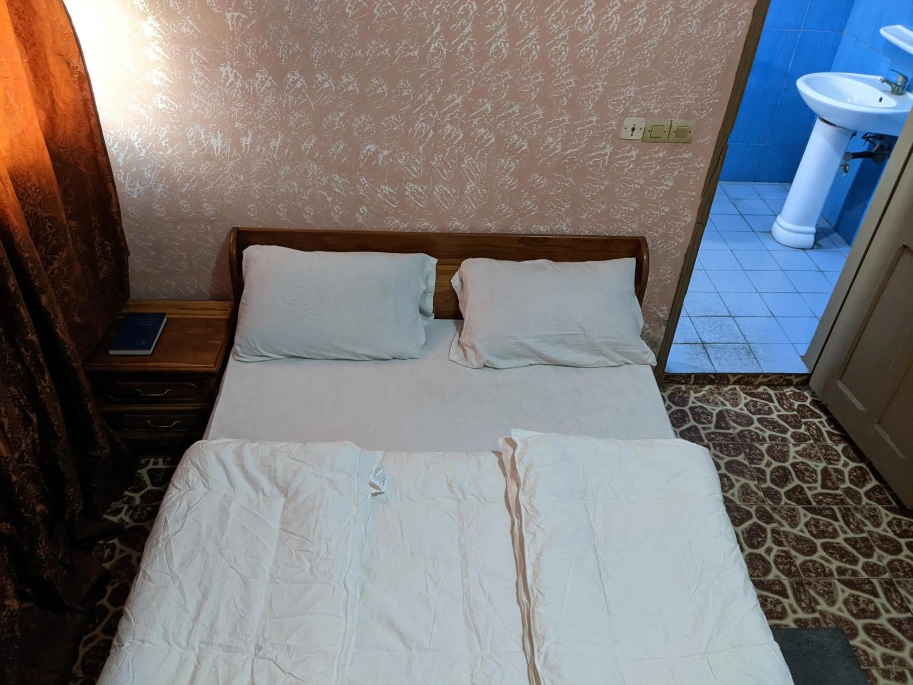 Bed in Hotel-Restaurant Bella Vida