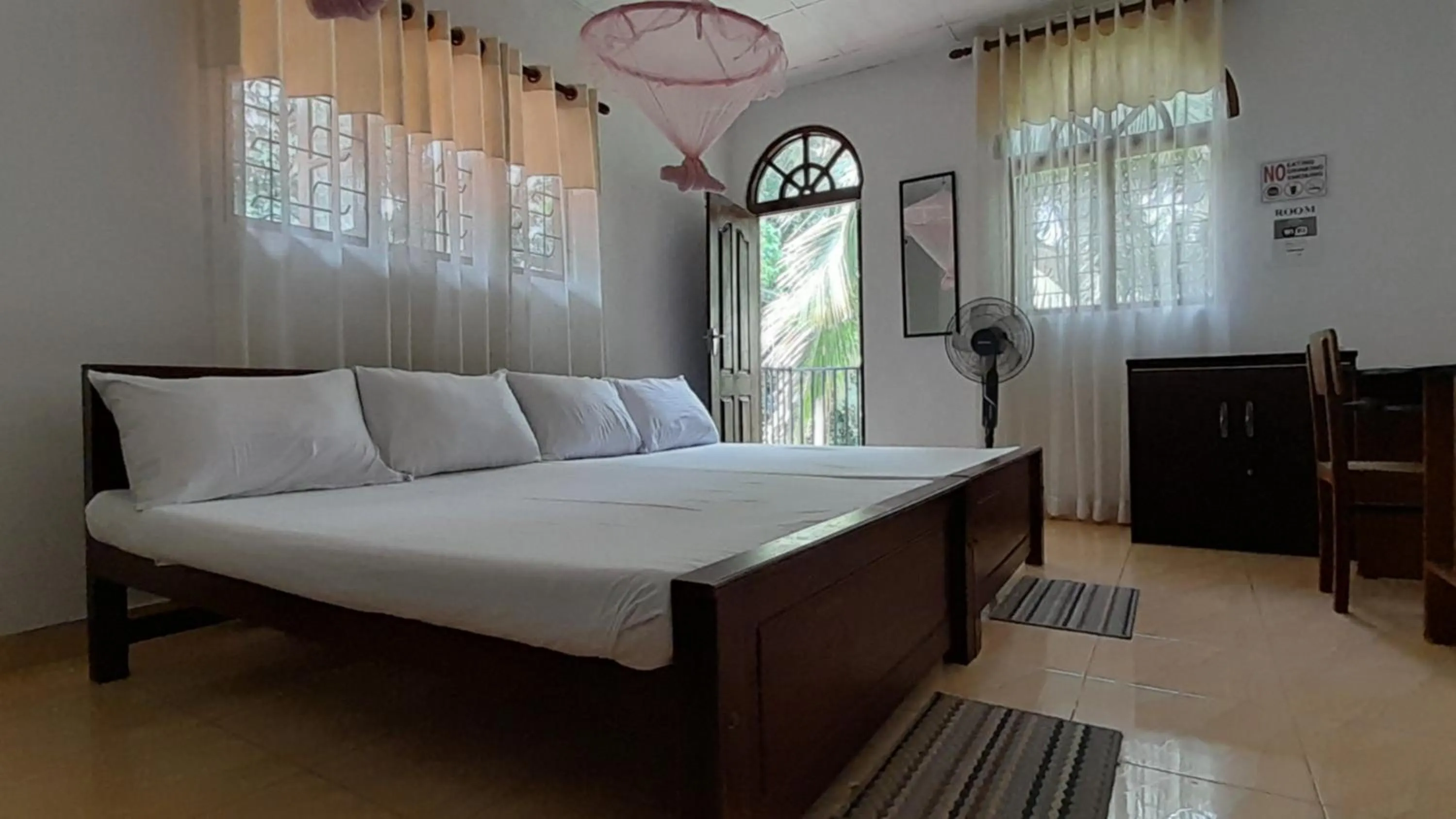 Bed in Le Meridien BnB