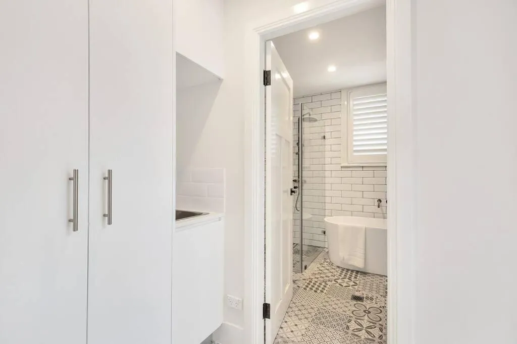 Sydney CBD Waterview apartment 56