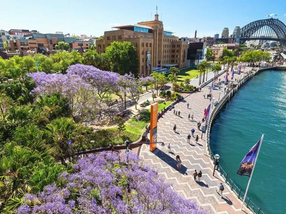 Sydney CBD Waterview apartment 56