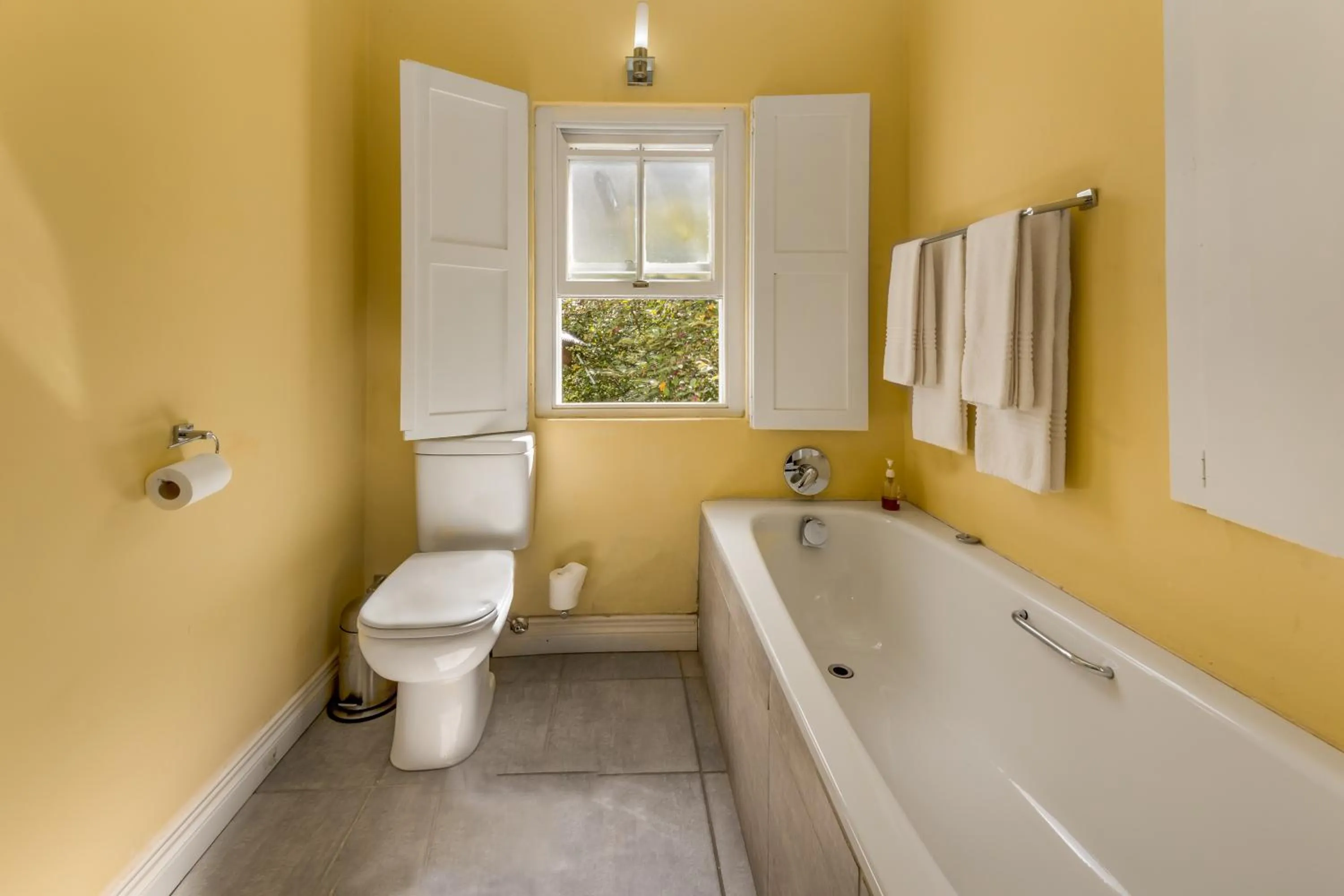 Toilet in The Rose Cottage B&B