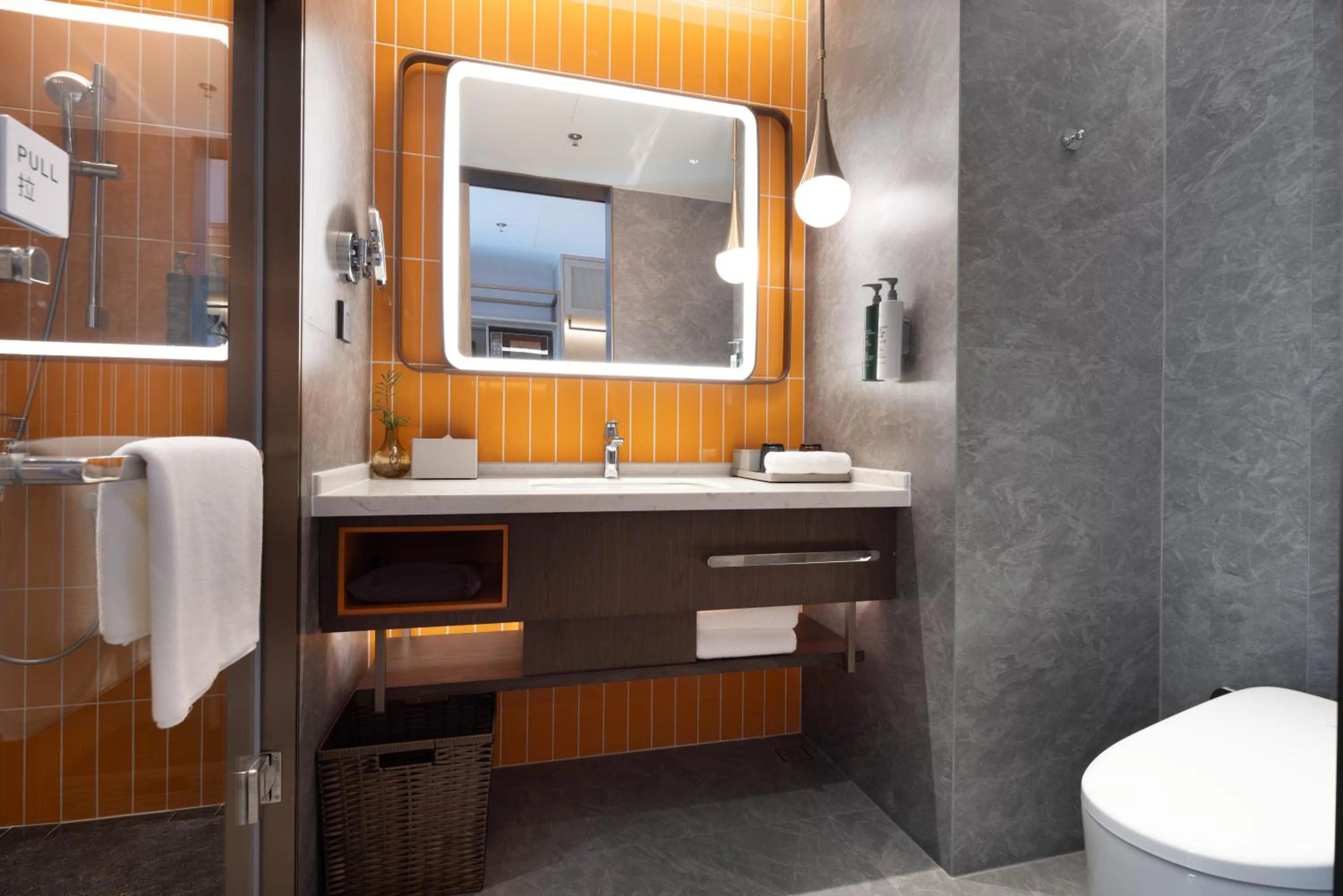 Toilet in Home2 Suites by Hilton Guiyang Guanshanhu