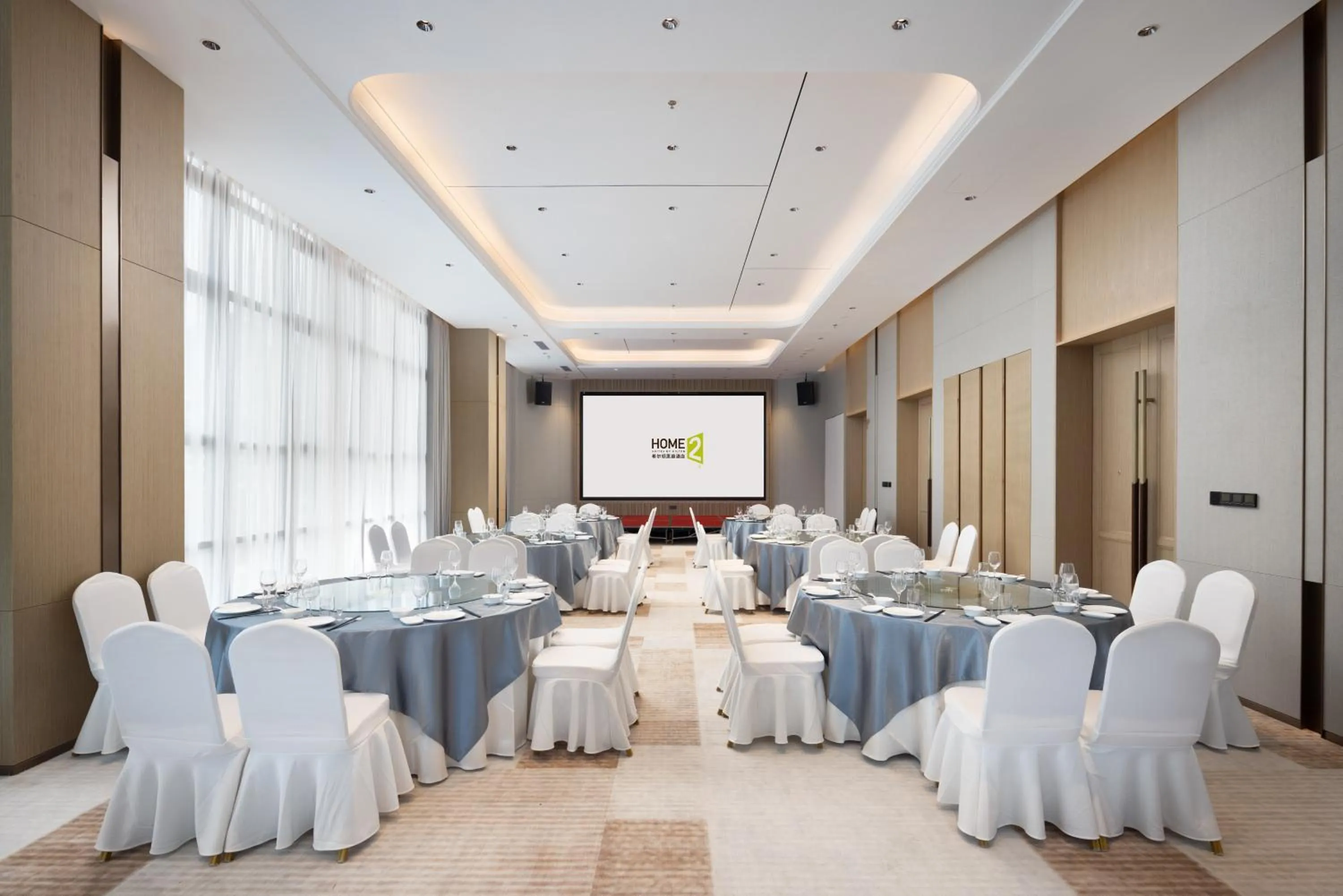 Meeting/conference room in Home2 Suites by Hilton Guiyang Guanshanhu