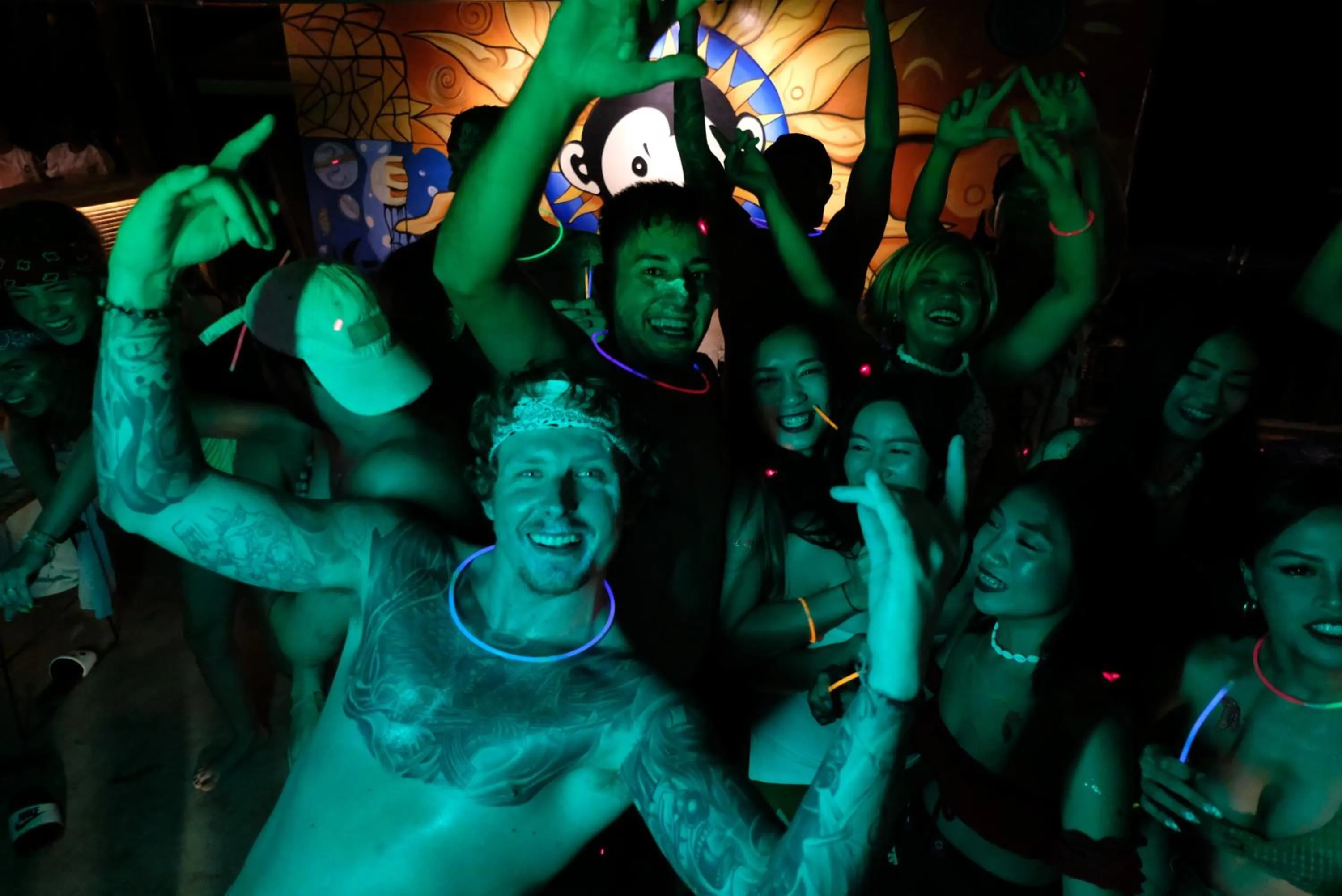 Restaurant/places to eat in Mad Monkey Siquijor