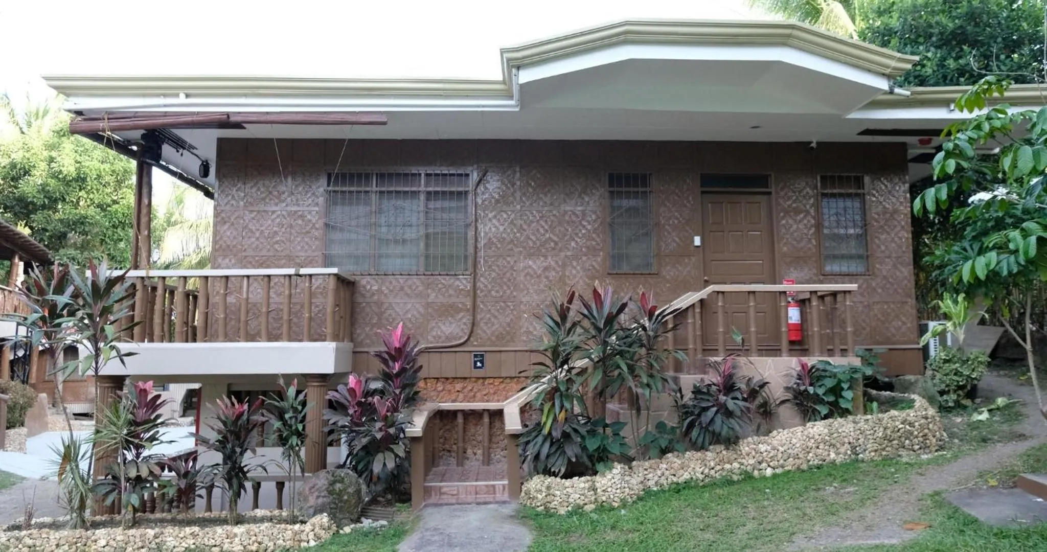 Property building in Mad Monkey Siquijor