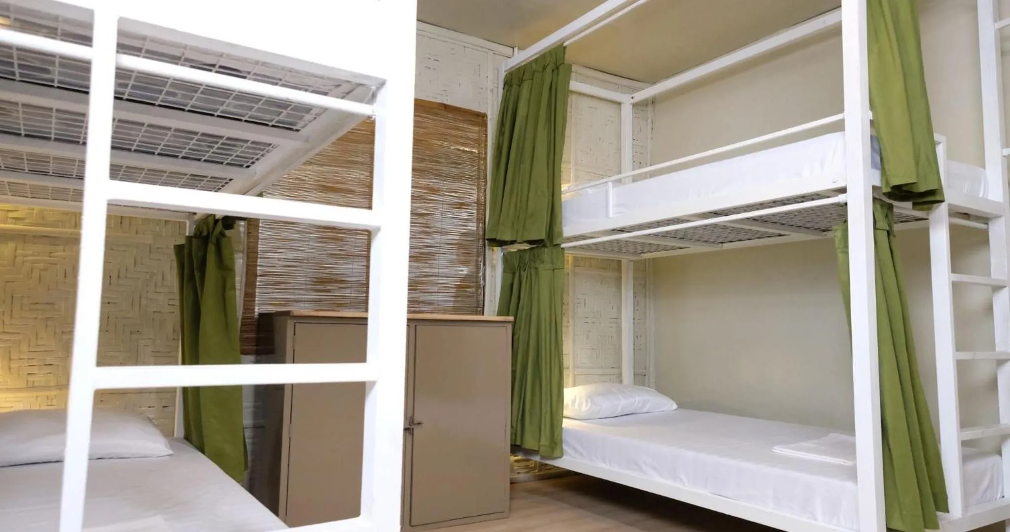 Bed in Mad Monkey Siquijor