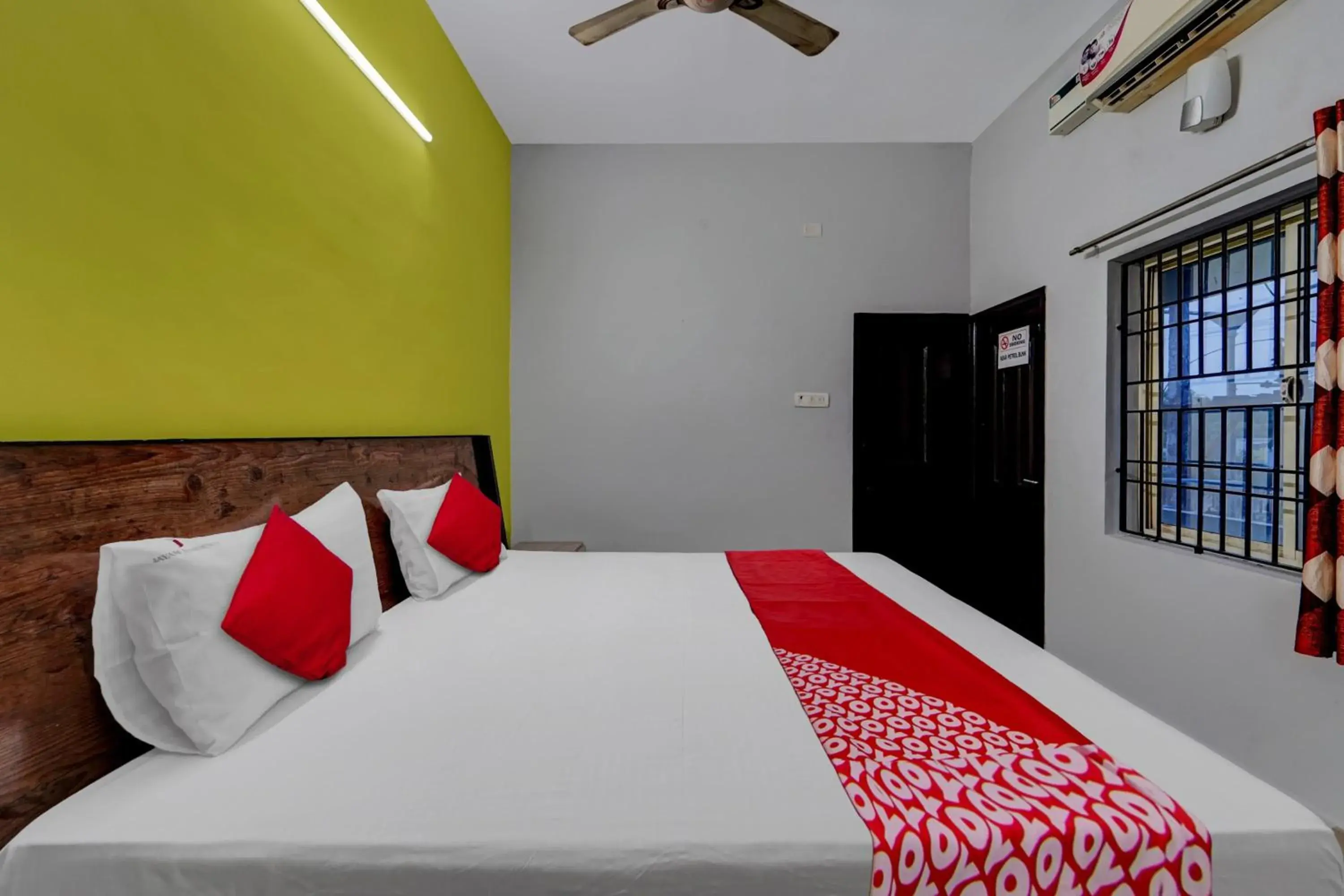 Bedroom, Bed in Hotel O Elite Residency Bedroom, Bed in Hotel O Elite Residency