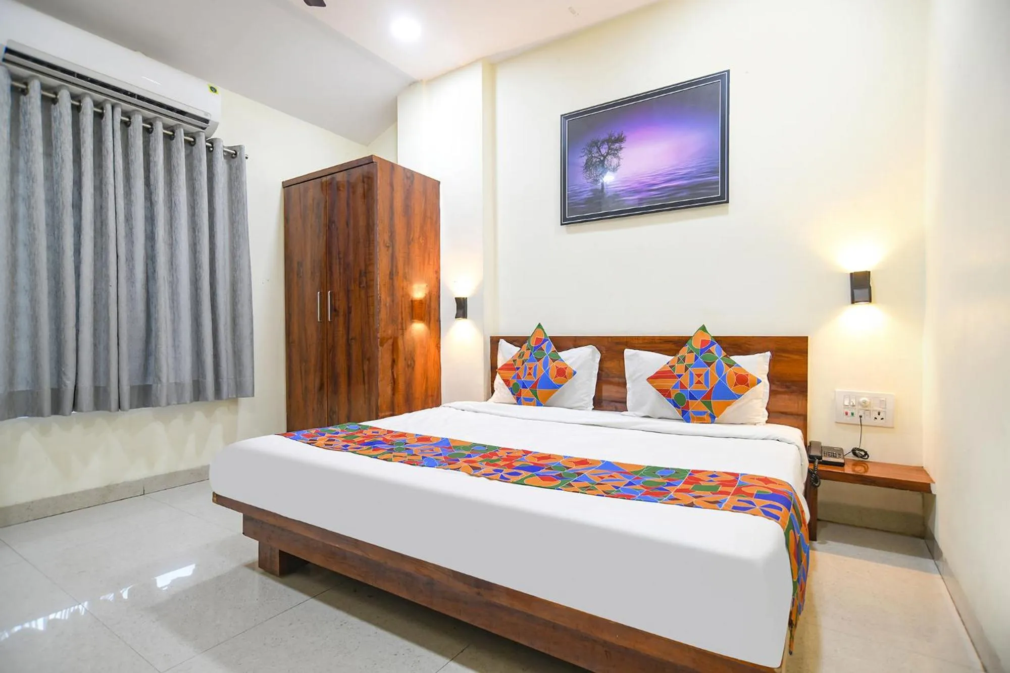 Bed in FabExpress Golden Sky