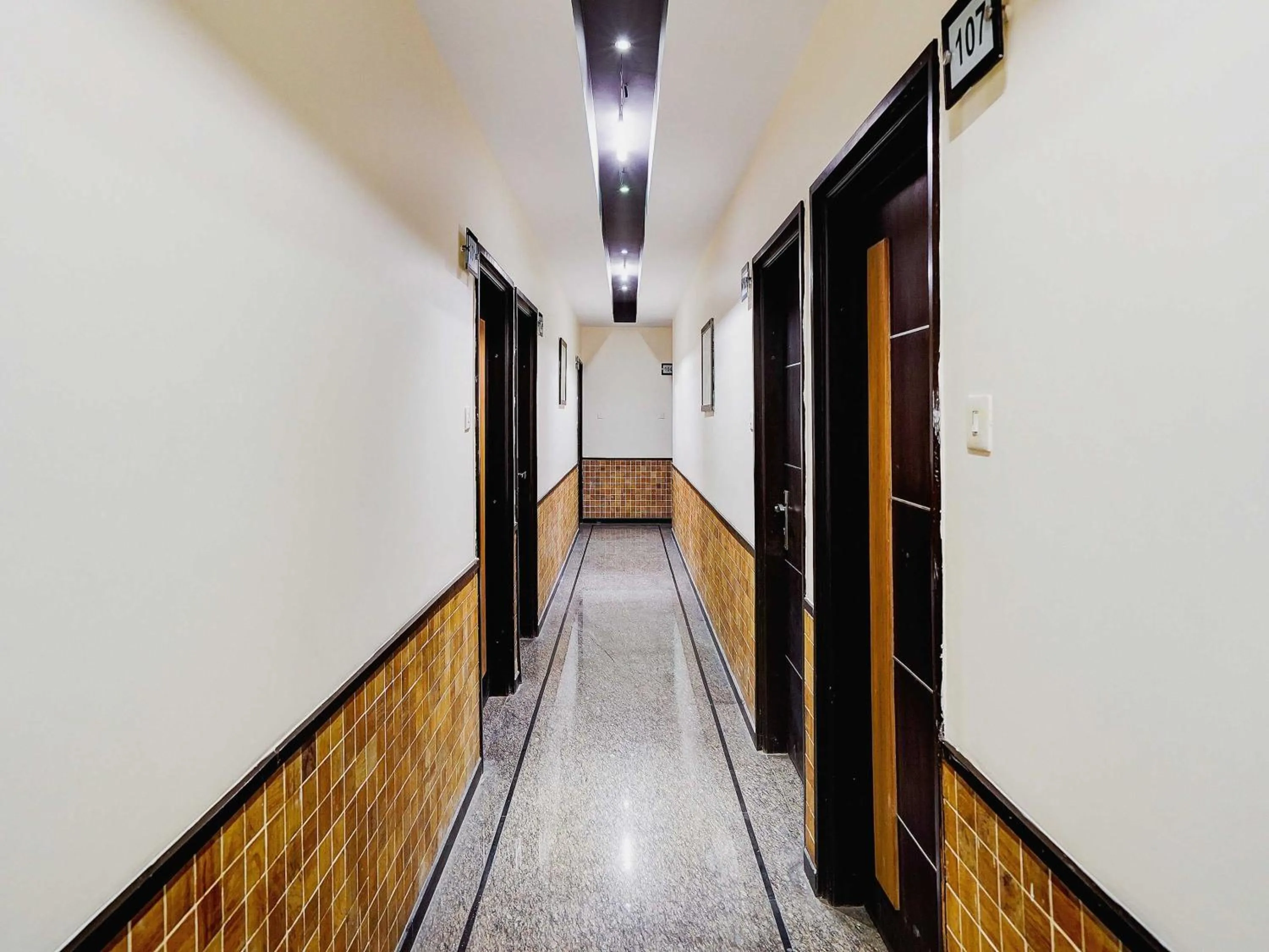 Lobby or reception in Townhouse MNG Platinum