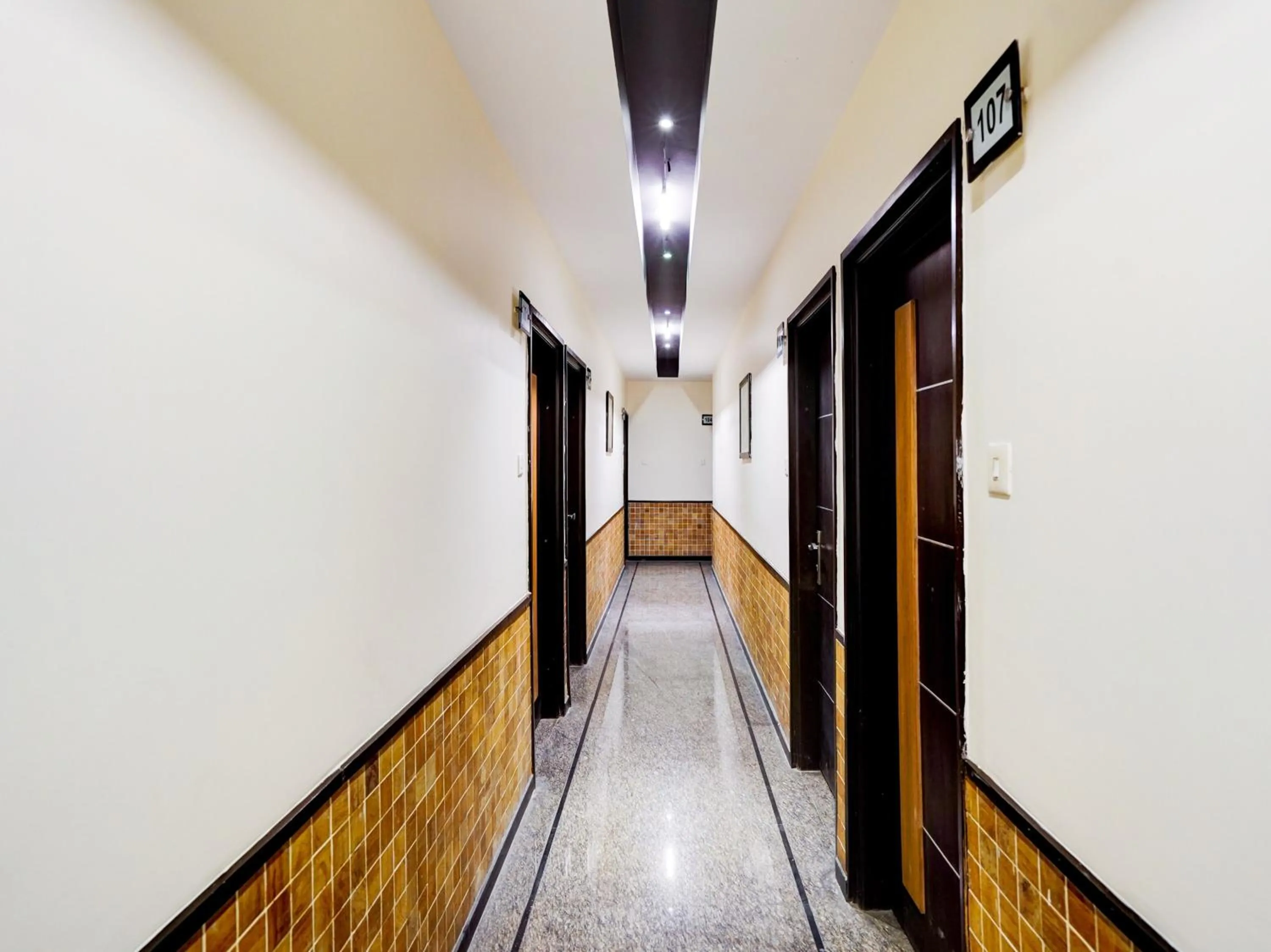 Lobby or reception in Townhouse MNG Platinum