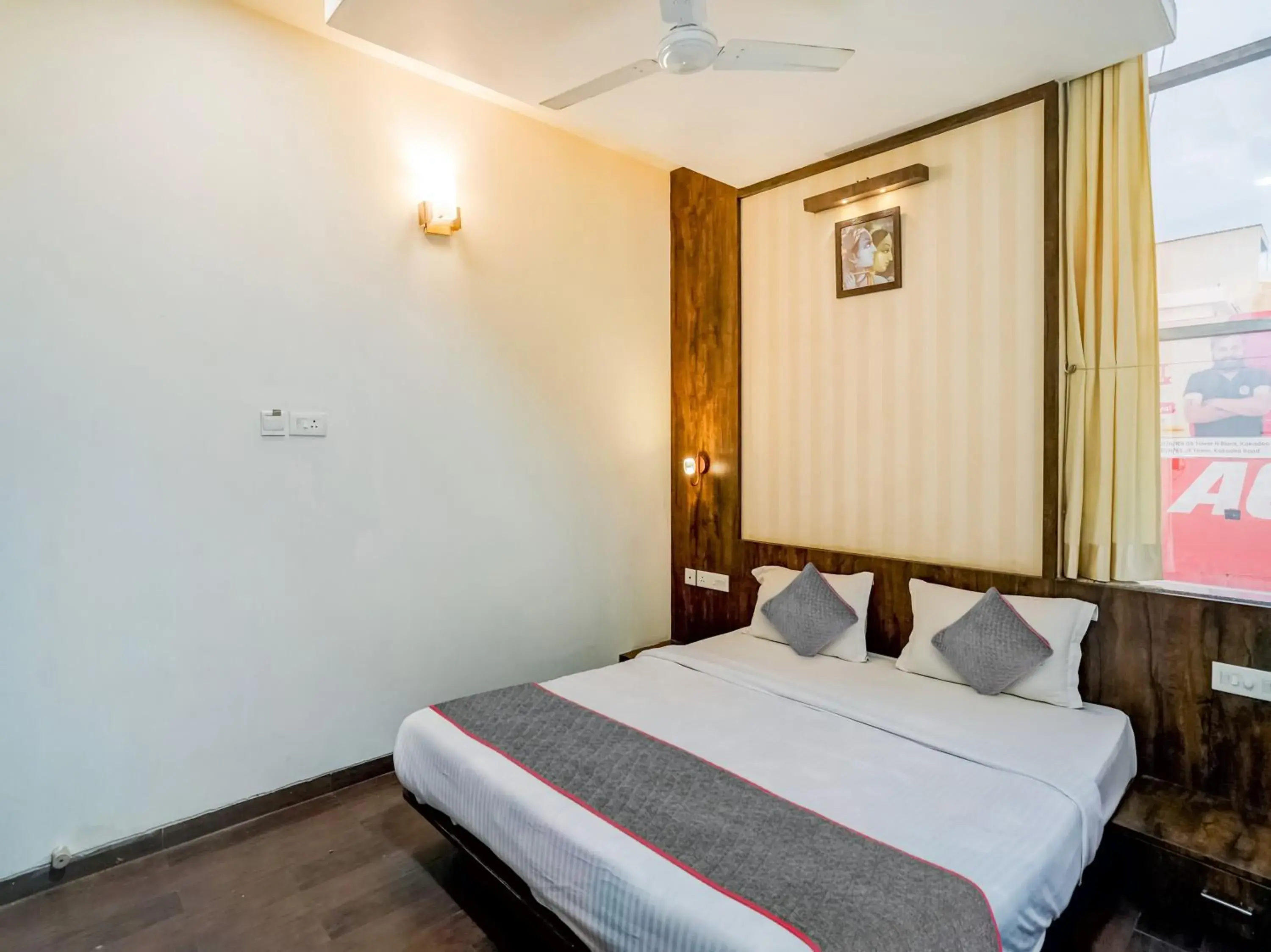 Classic Triple Room - single occupancy in Townhouse MNG Platinum Classic Triple Room - single occupancy in Townhouse MNG Platinum