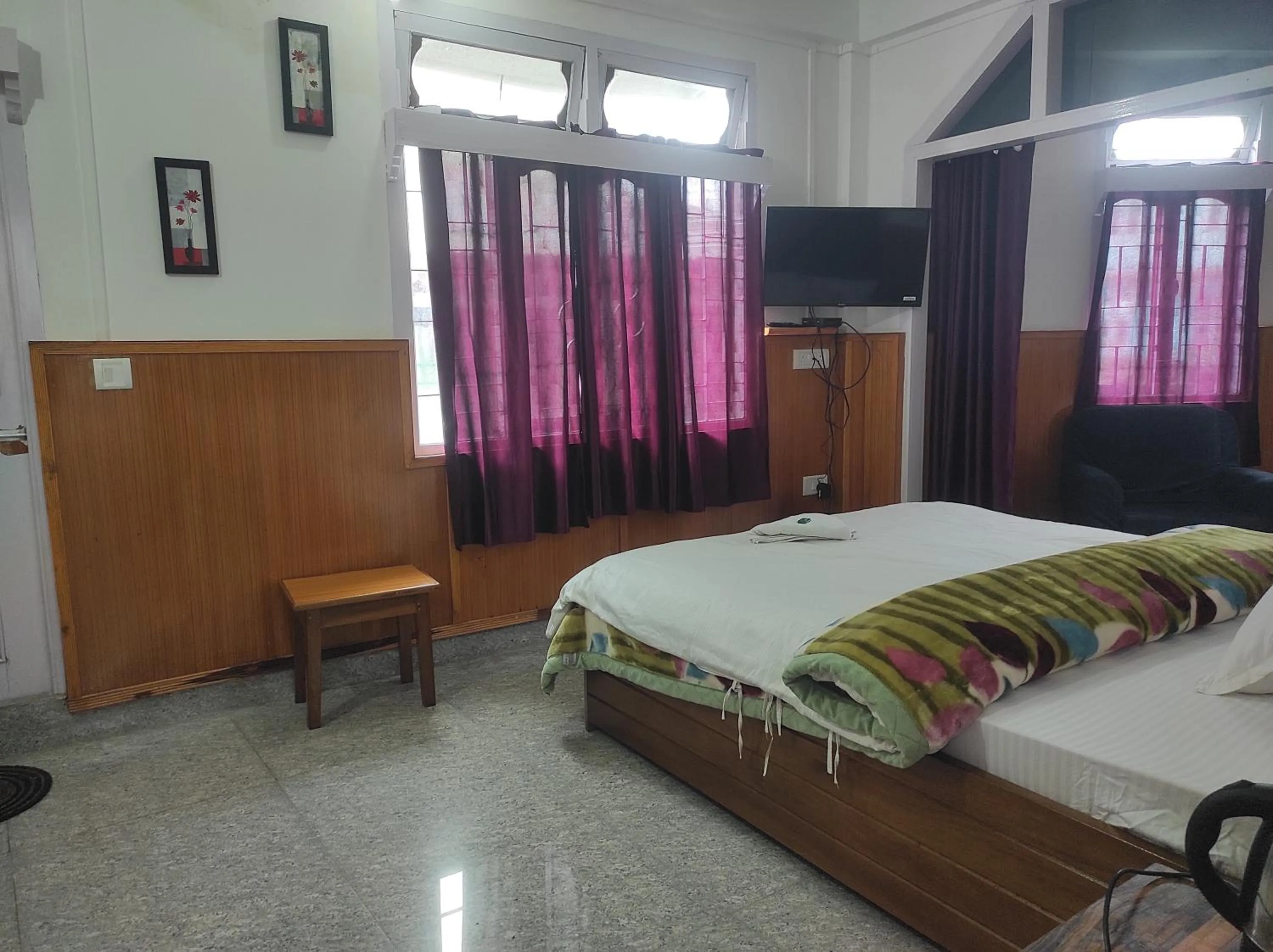 Bedroom in Hotel Tawang Regency
