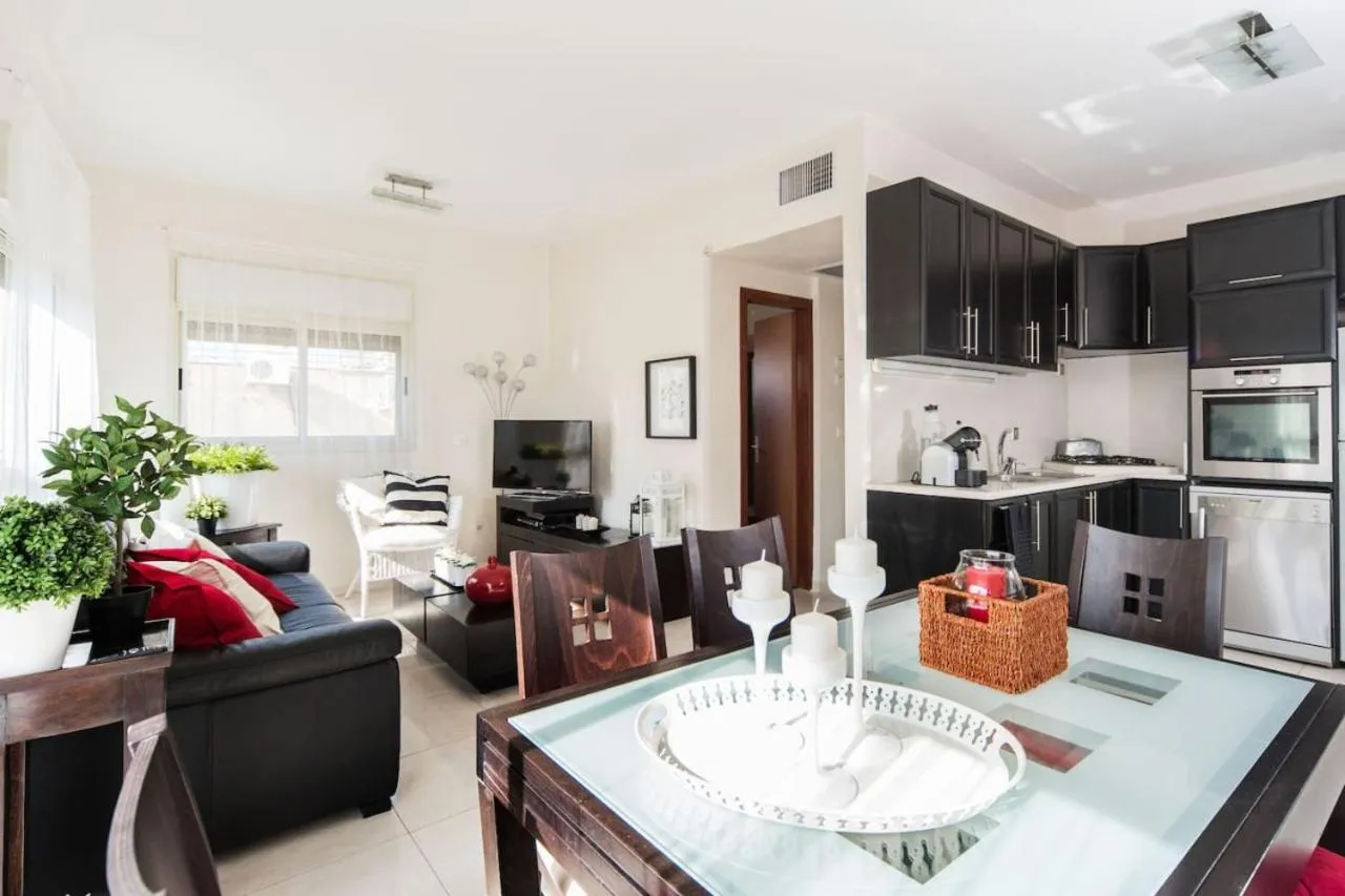 Other in Spacious Duplex with Terrace 3-min From the Beach