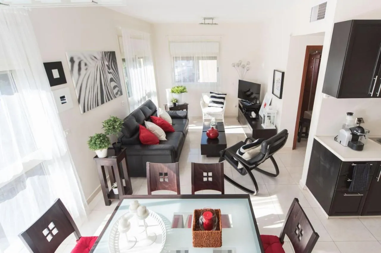 Other in Spacious Duplex with Terrace 3-min From the Beach