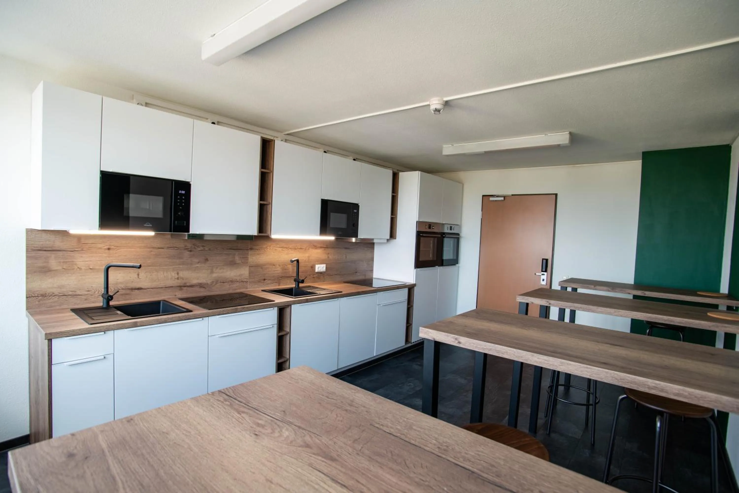 Kitchen or kitchenette in Best Western Conference Airporthotel Frankfurt Mörfelden